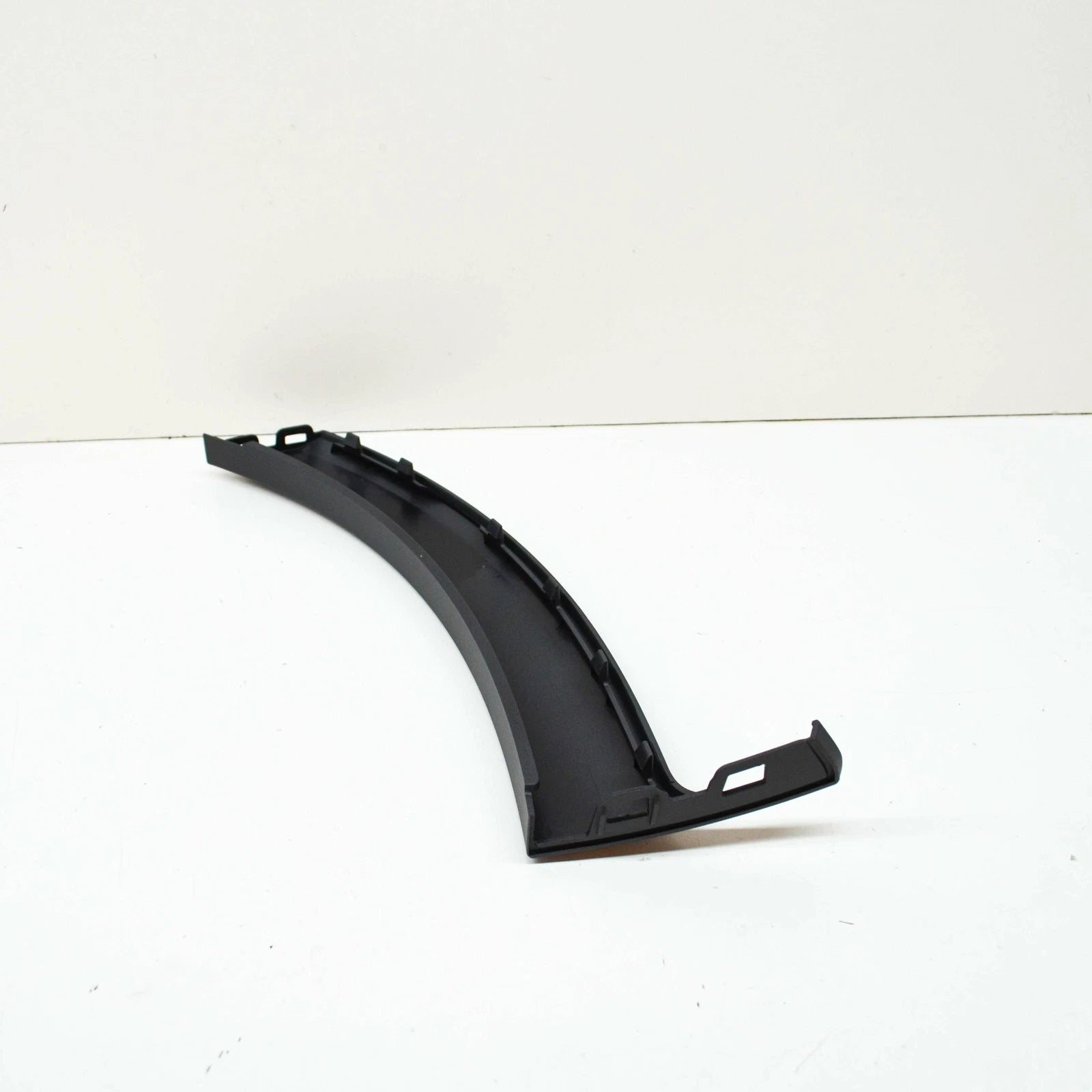 NEW VOLKSWAGEN PASSAT B8 3G FRONT LEFT WHEEL FENDER MOLDING 3G0807257MI1