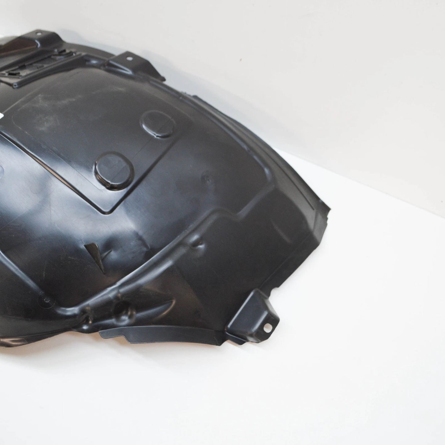 NEW MB E C238 FRONT RIGHT WHEEL HOUSING LINER FRONT PART A2386901603 ORIGINAL