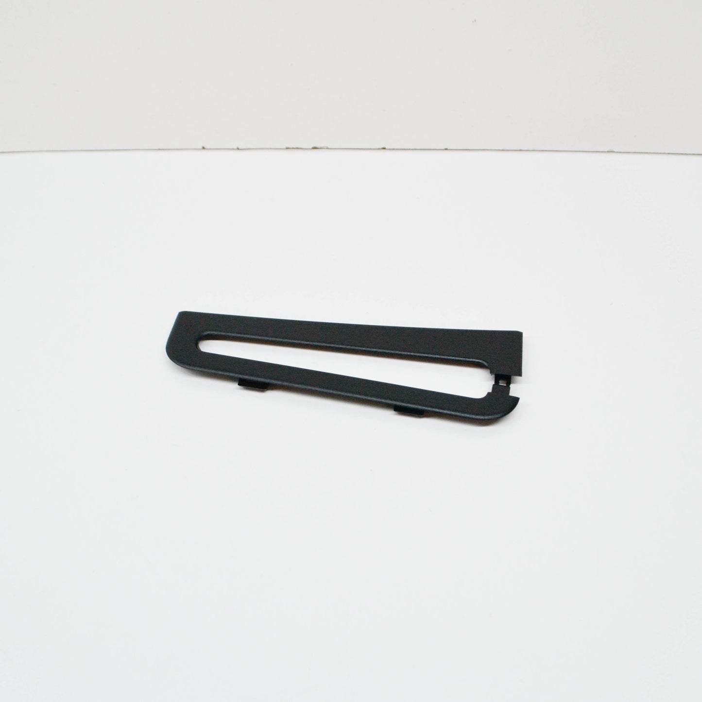 NEW MB E T-MODEL S212 D-PILLAR RIGHT ESCUTCHEON A21269504599051 ORIGINAL