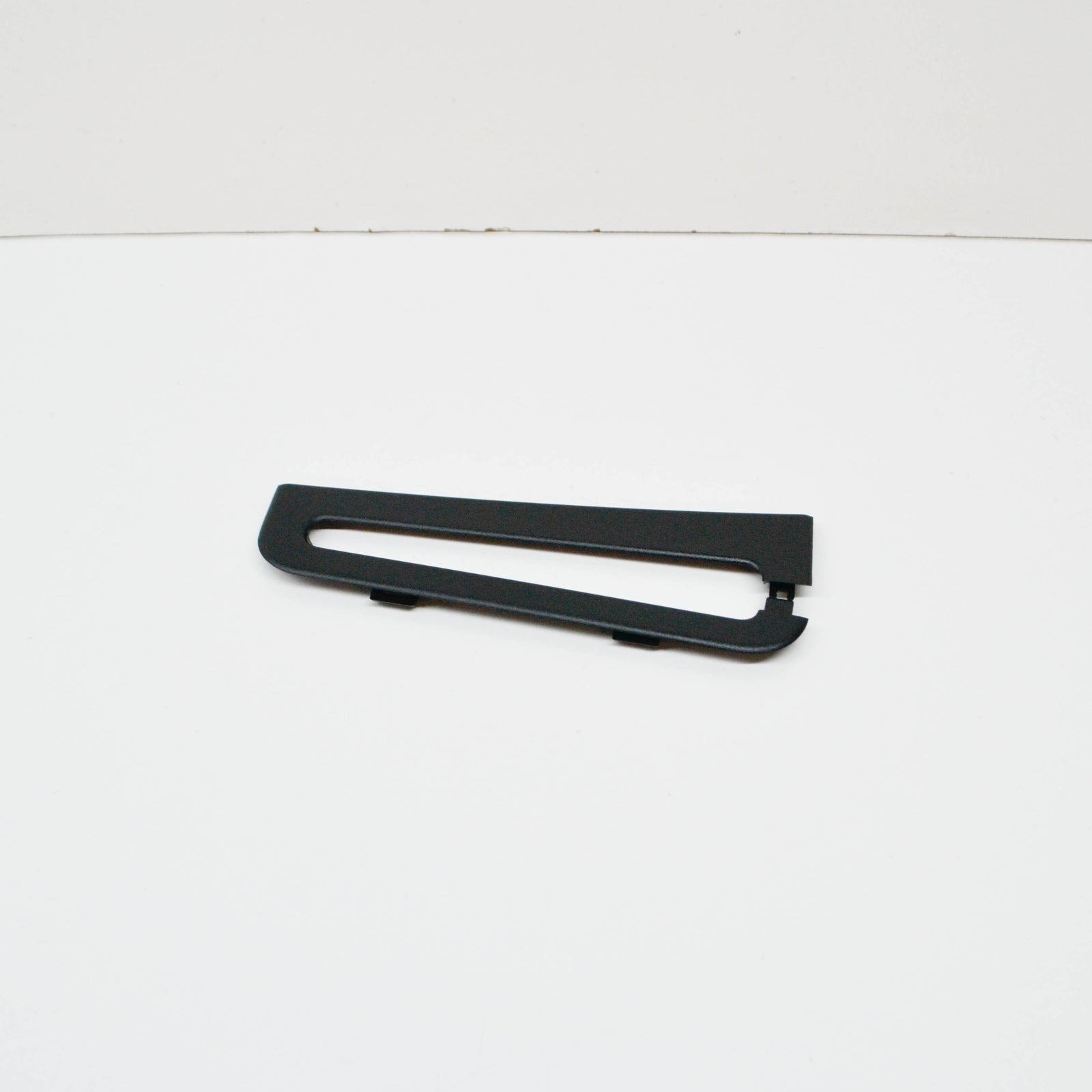 NEW MB E T-MODEL S212 D-PILLAR RIGHT ESCUTCHEON A21269504599051 ORIGINAL