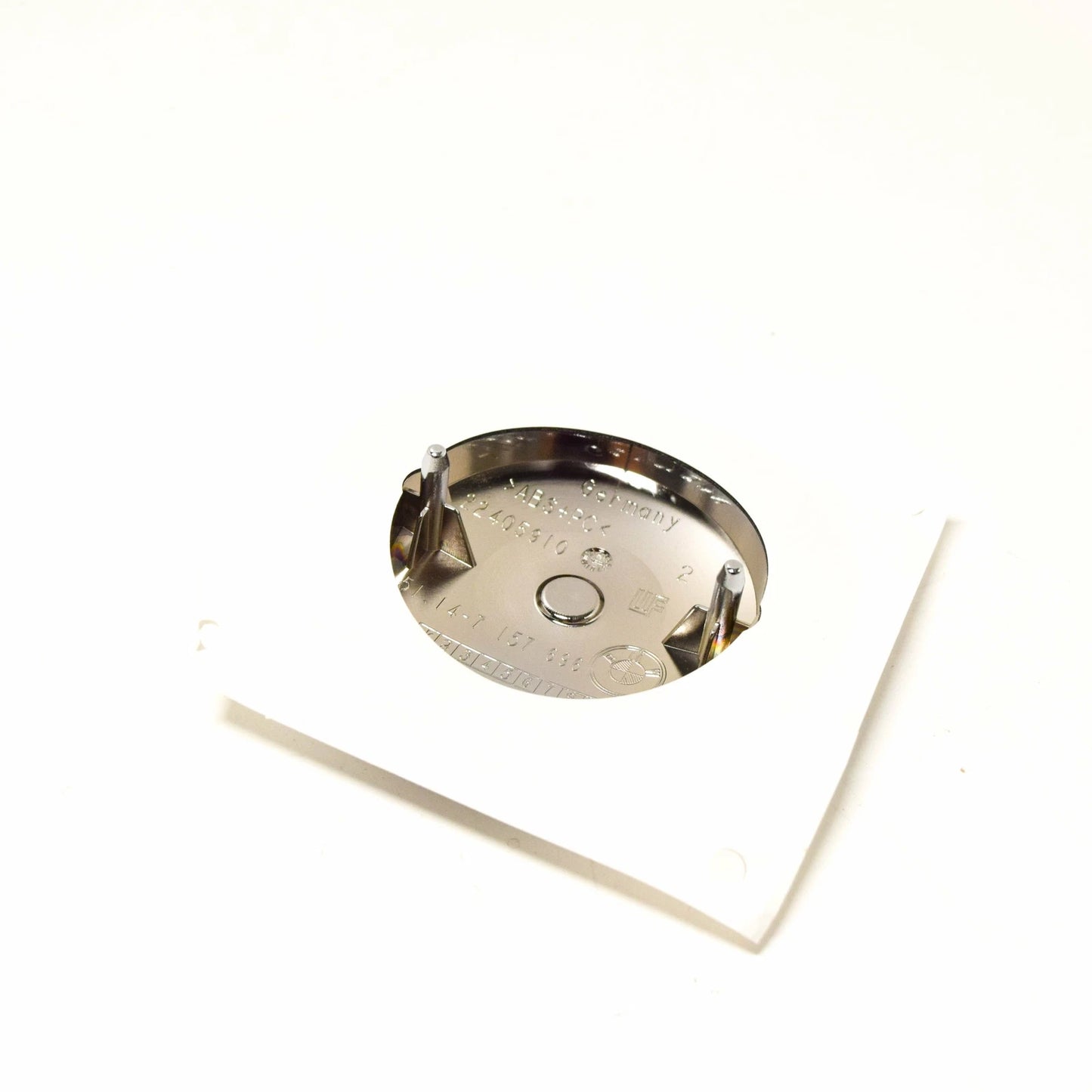 NEW BMW X5 E70 REAR TRUNK BOOT LID CHROME EMBLEM BADGE 51147157696 ORIGINAL