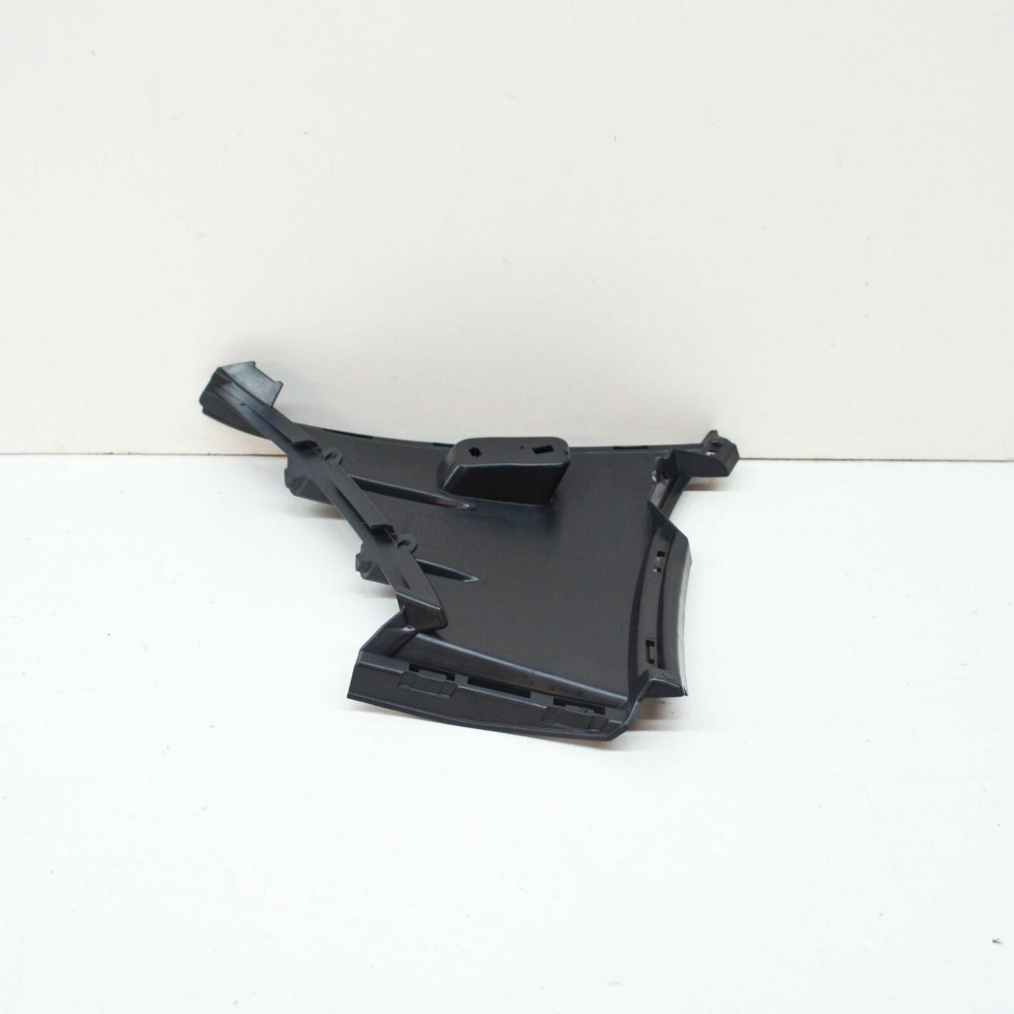 NEW MB B SPORTS TOURER W247 FRONT BUMPER RIGHT BOTTOM COVER A2478851202 ORIGINAL