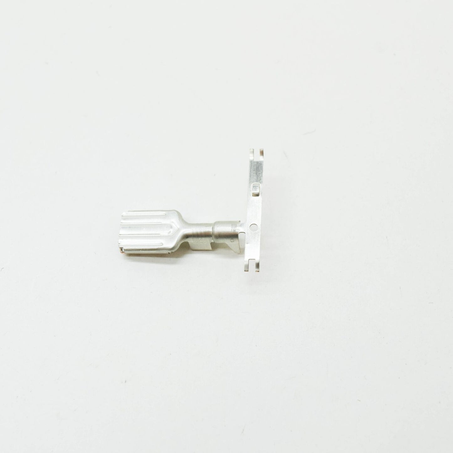 new bmw 3 g20, g28 fan connector flat contact 1387146 61131387146 original