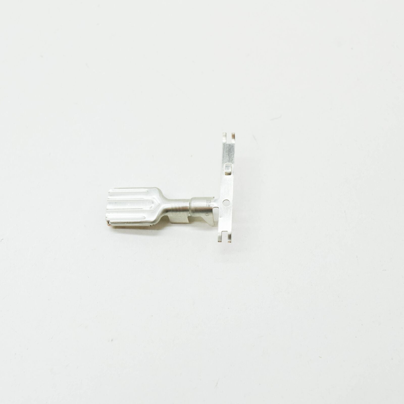 new bmw 3 g20, g28 fan connector flat contact 1387146 61131387146 original