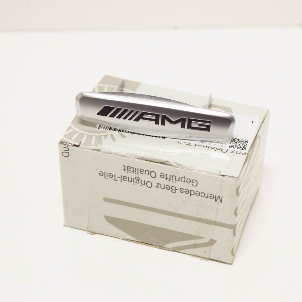 NEW MERCEDES-BENZ A-CLASS W176 FRONT SEAT AMG BADGE A0008172316 ORIGINAL