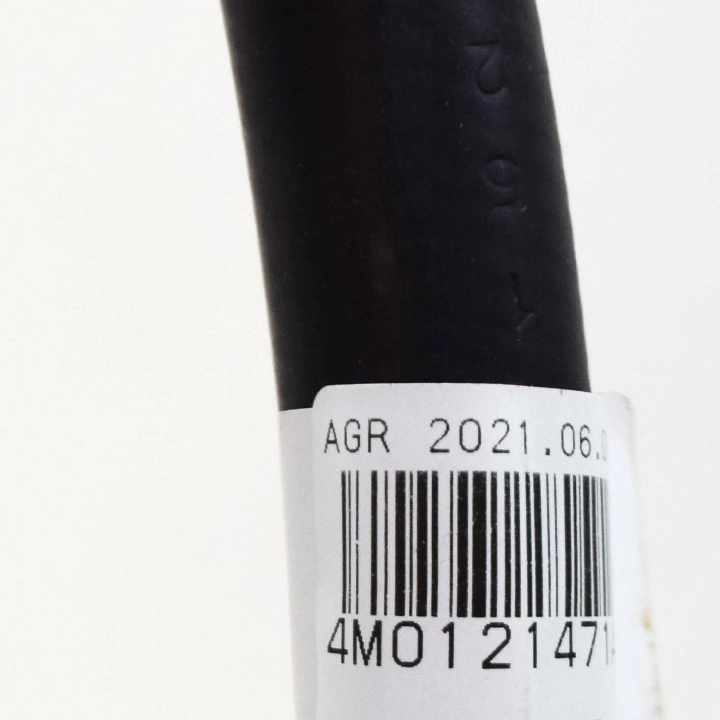 NEW AUDI Q7 4M RIGHT WATER COOLANT RADIATOR HOSE PIPE 4M0121471AJ