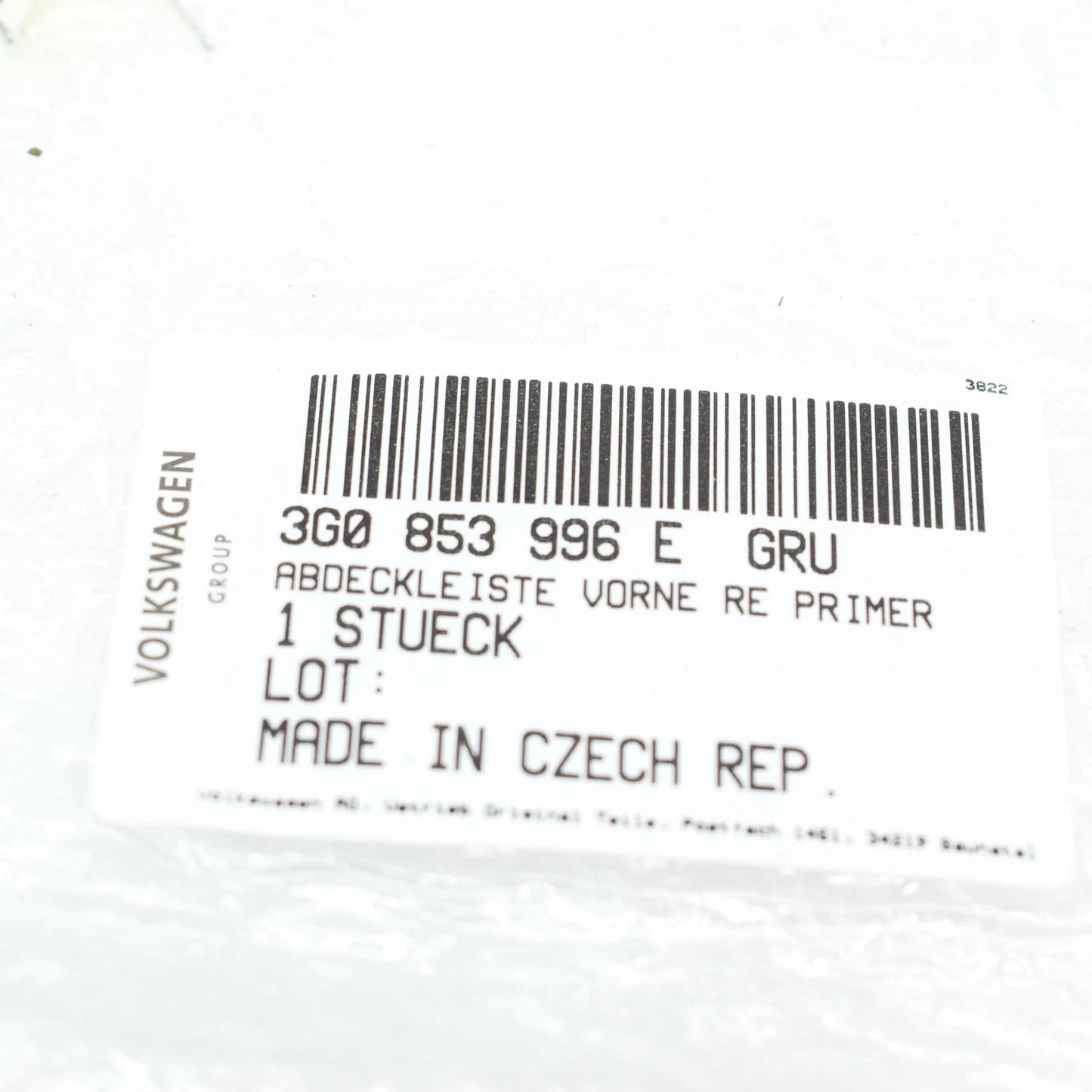 NEW VW PASSAT ALLTRACK B8 FRONT RIGHT DOOR LOWER SILL TRIM 3G0853996EGRU