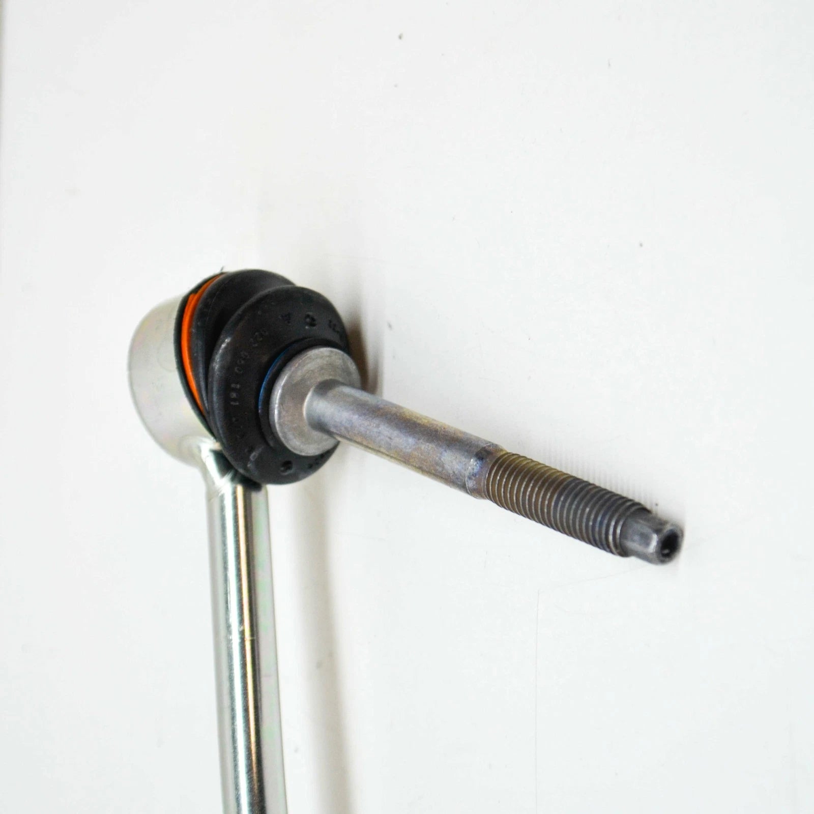 NEW MERCEDES-BENZ S-CLASS W222 RIGHT ANTI ROLL BAR TIE ROD A2223201089