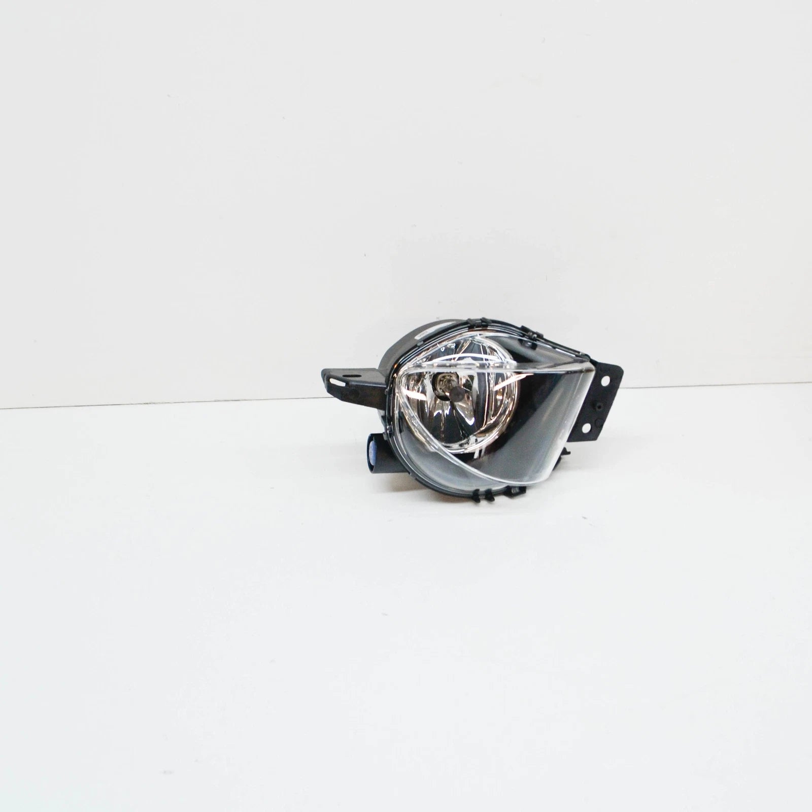 NEW BMW 3 E90 FRONT LEFT FOG LIGHT 63176948373 6948373 ORIGINAL