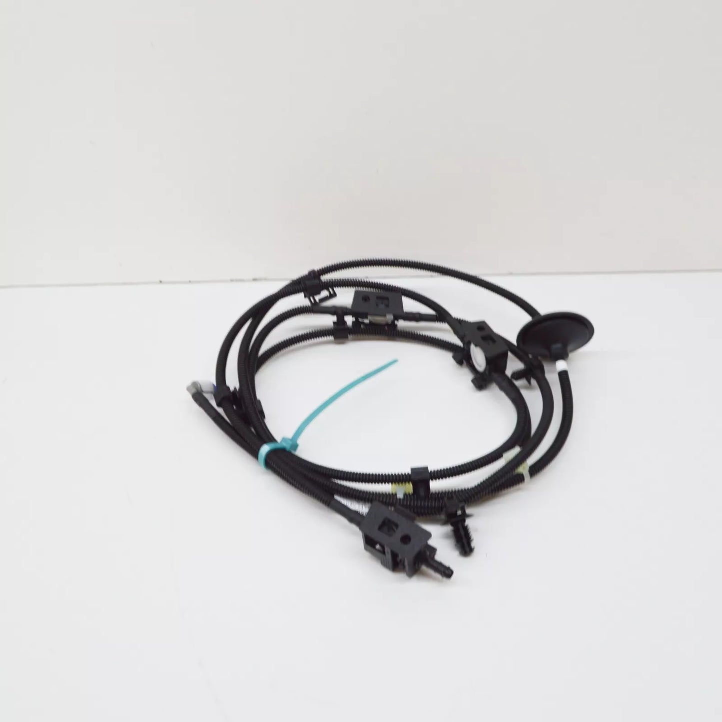NEW MERCEDES-BENZ VITO W447 WINDSHIELD WIPER HOSE LINE A4478607000 ORIGINAL