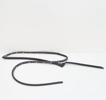 NEW AUDI Q7 4L REAR RIGHT DOOR SEALING RUBBER ON BODY 4L0839120D