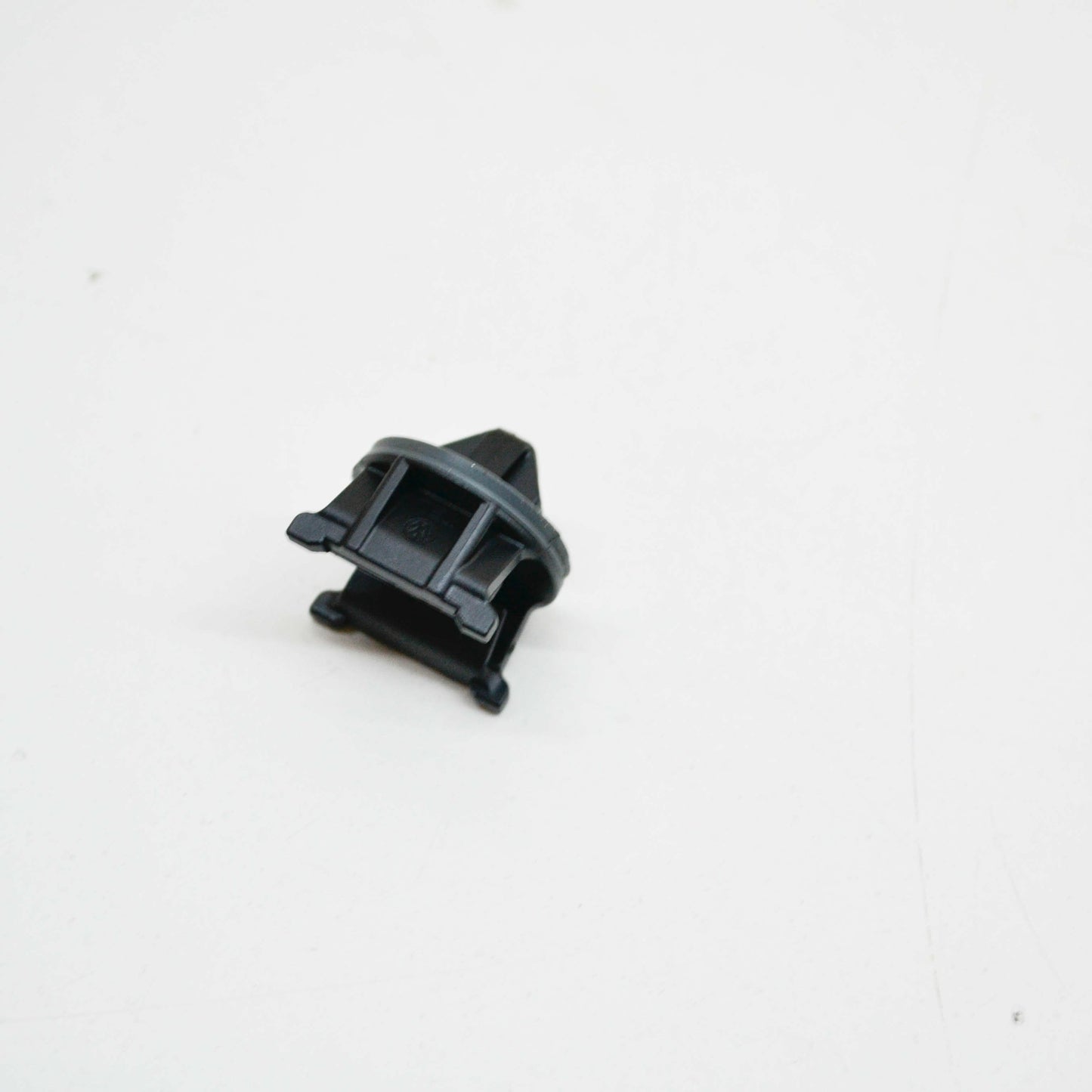 new volkswagen arteon front door trim panel clip 510868246 original