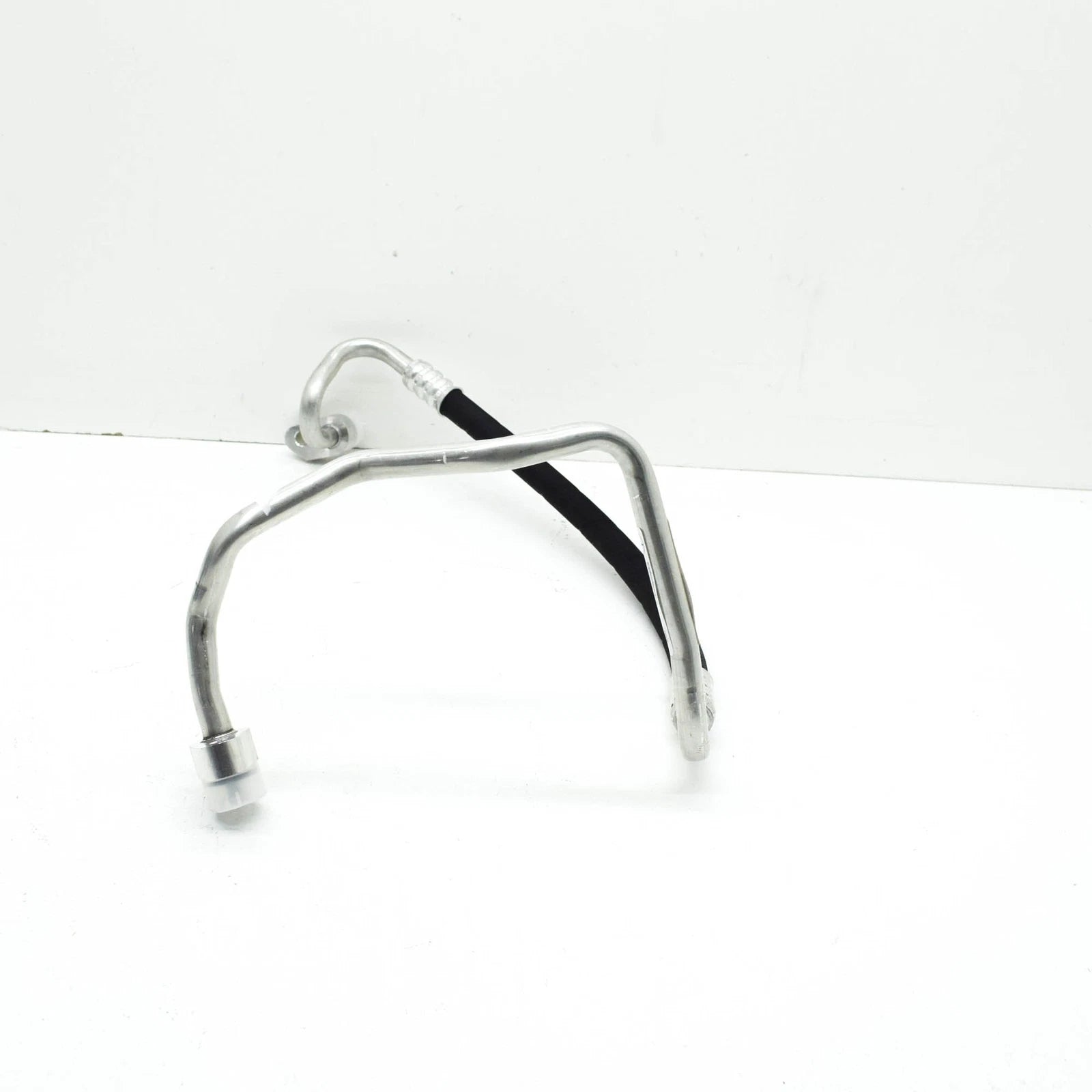 NEW MERCEDES-BENZ GLC COUPE C253 A/C REFRIGERANT HOSE PIPE A2538307200 ORIGINAL