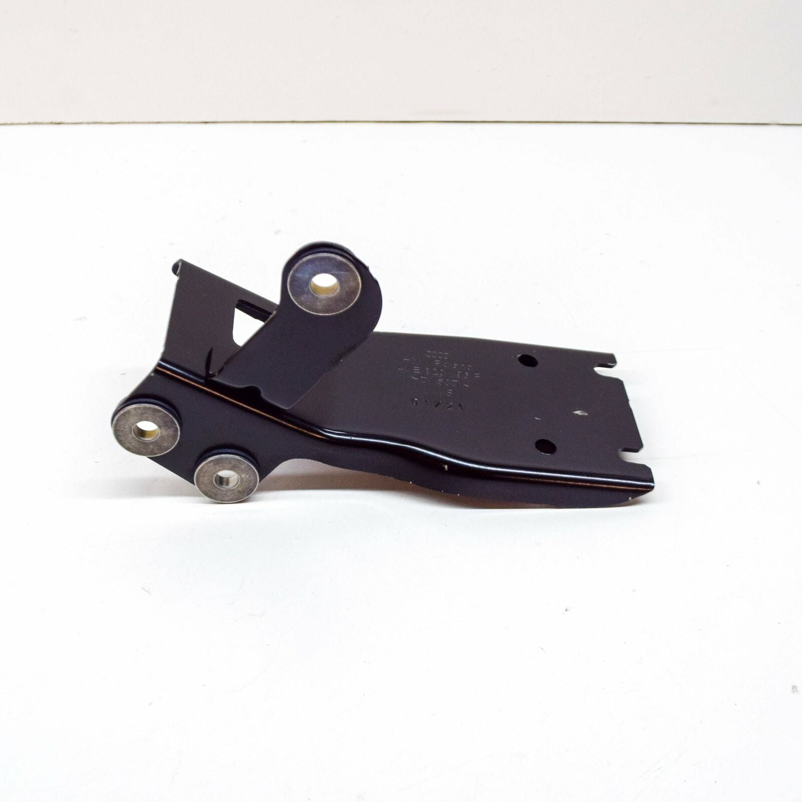 NEW AUDI E-TRON A/C EXPANSION VALVE BRACKET 4KE820196F ORIGINAL