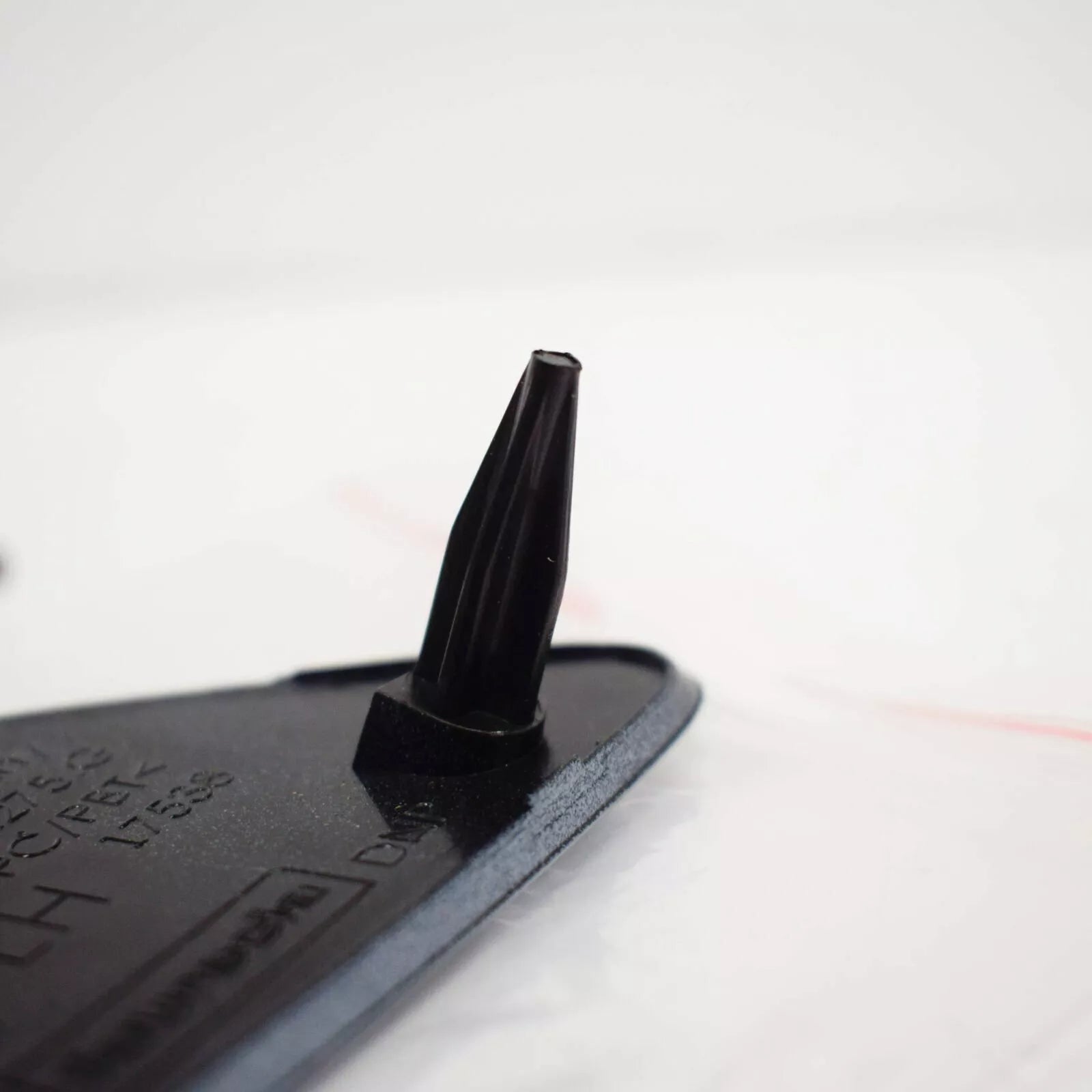 NEW AUDI A6 AVANT C7 2016 4G0955275G LEFT HEADLIGHT WASHER COVER CAP ORIGINAL