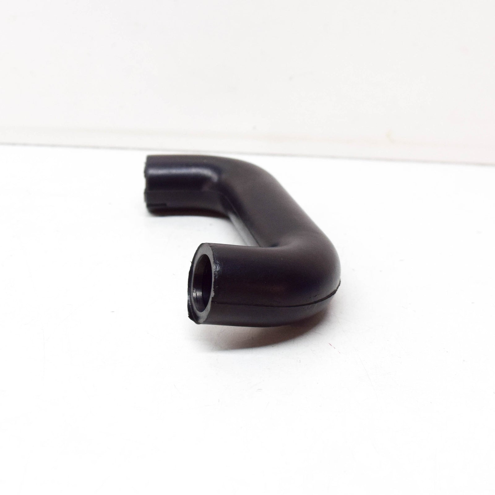 NEW MERCEDS BENZ 190 W201 CRANKCASE BREATHER HOSE A1020944882 ORIGINAL