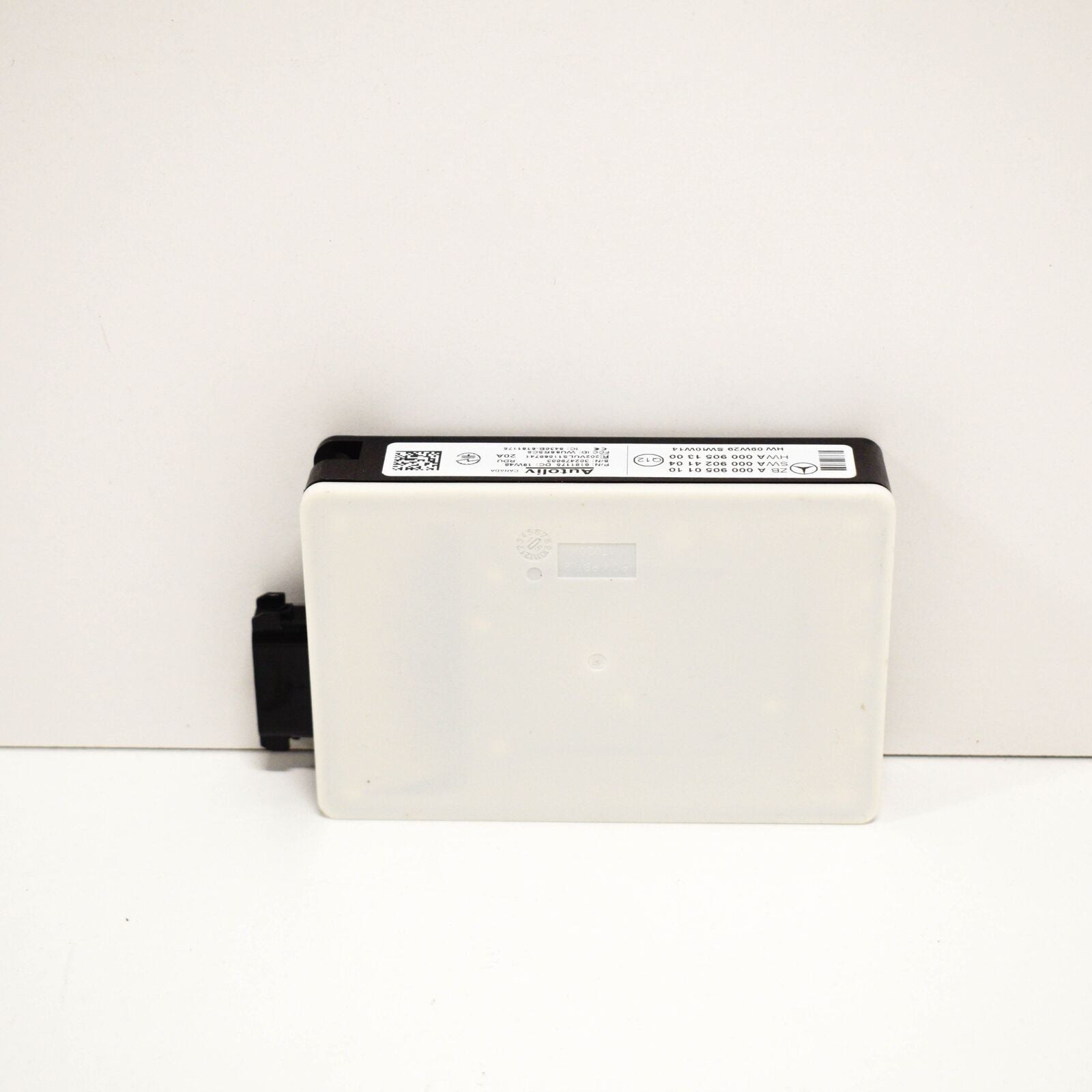 NEW MERCEDES BENZ E W212 BLIND SPOT RADAR A0009050110 ORIGINAL