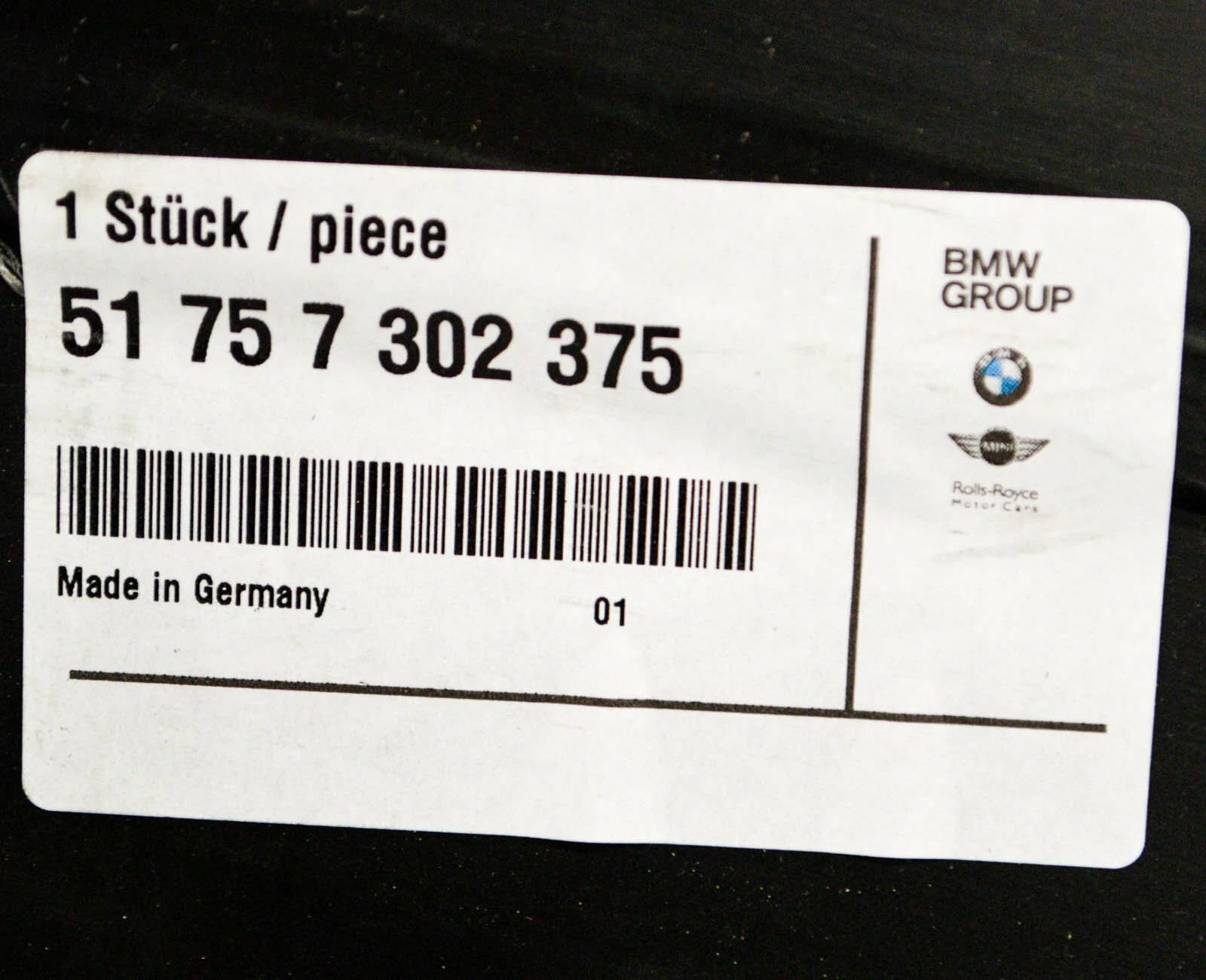 NEW BMW 7 F01 FRONT LEFT WHEEL ARCH LINER FRONT BOTTOM COVER 51757302375