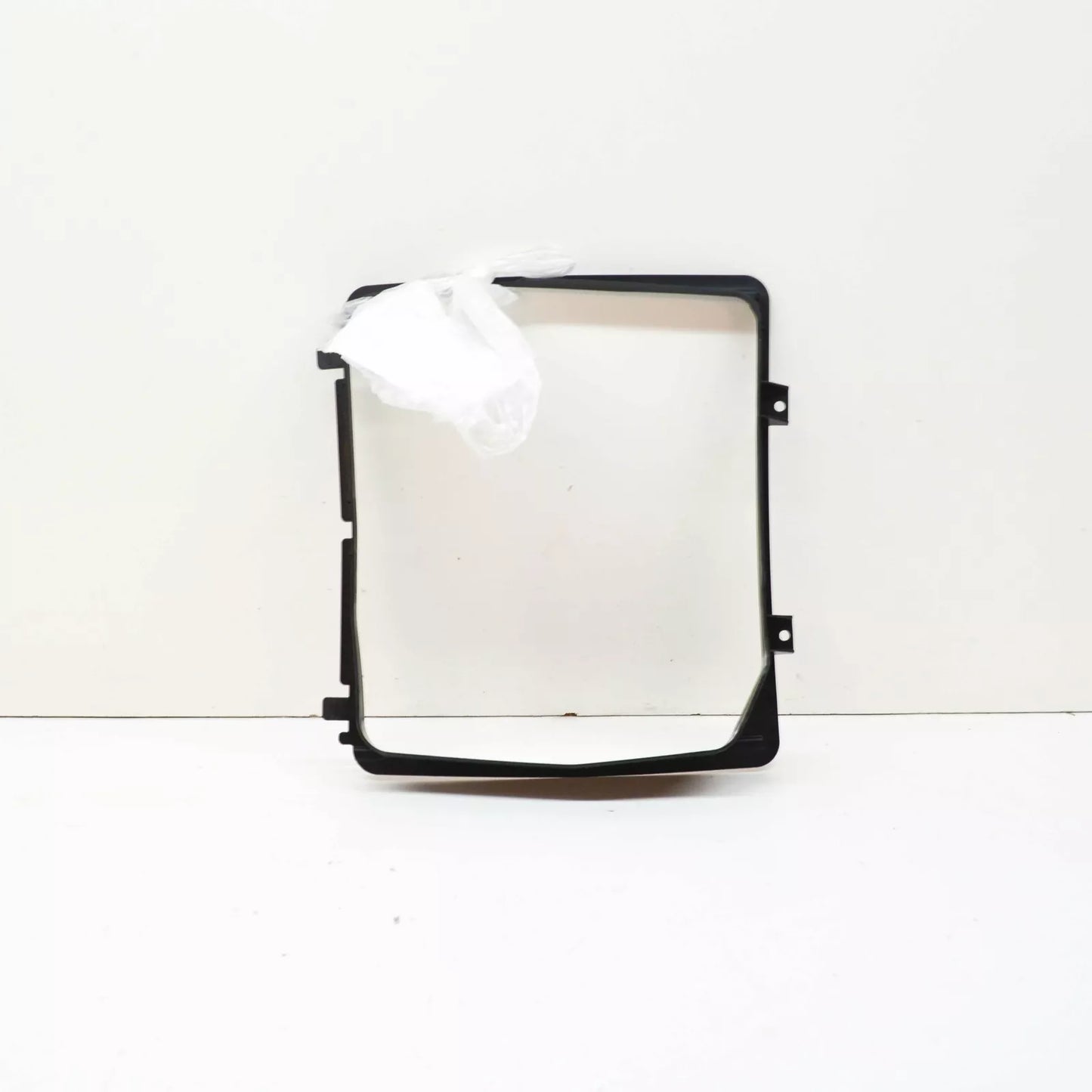 NEW BMW M5 F10 RIGHT RADIATOR AIR DUCT SUPPORT FRAME 51748050064 ORIGINAL