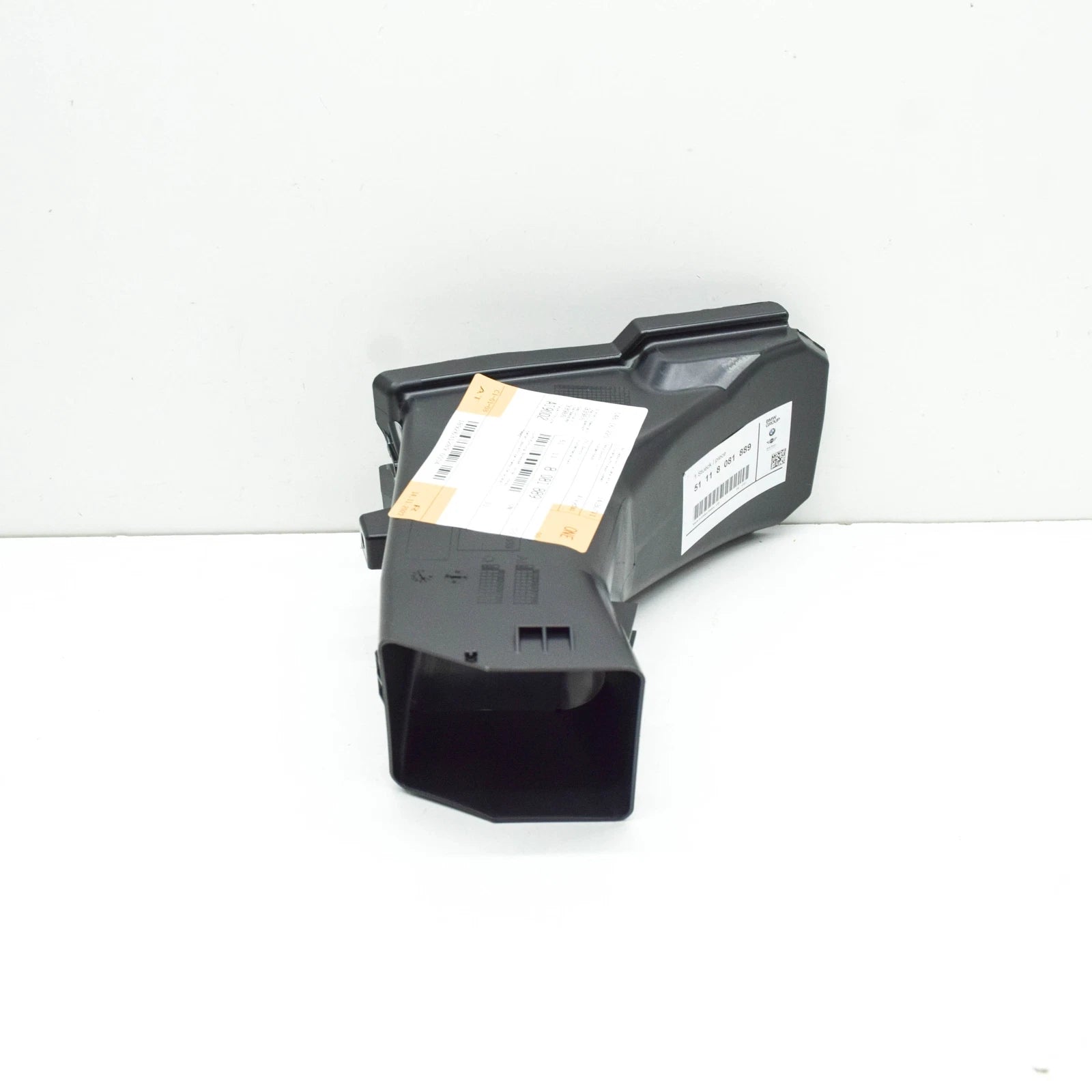 NEW BMW X3 G01 FRONT LEFT BRAKE AIR DUCT TUBE 51118081889 ORIGINAL