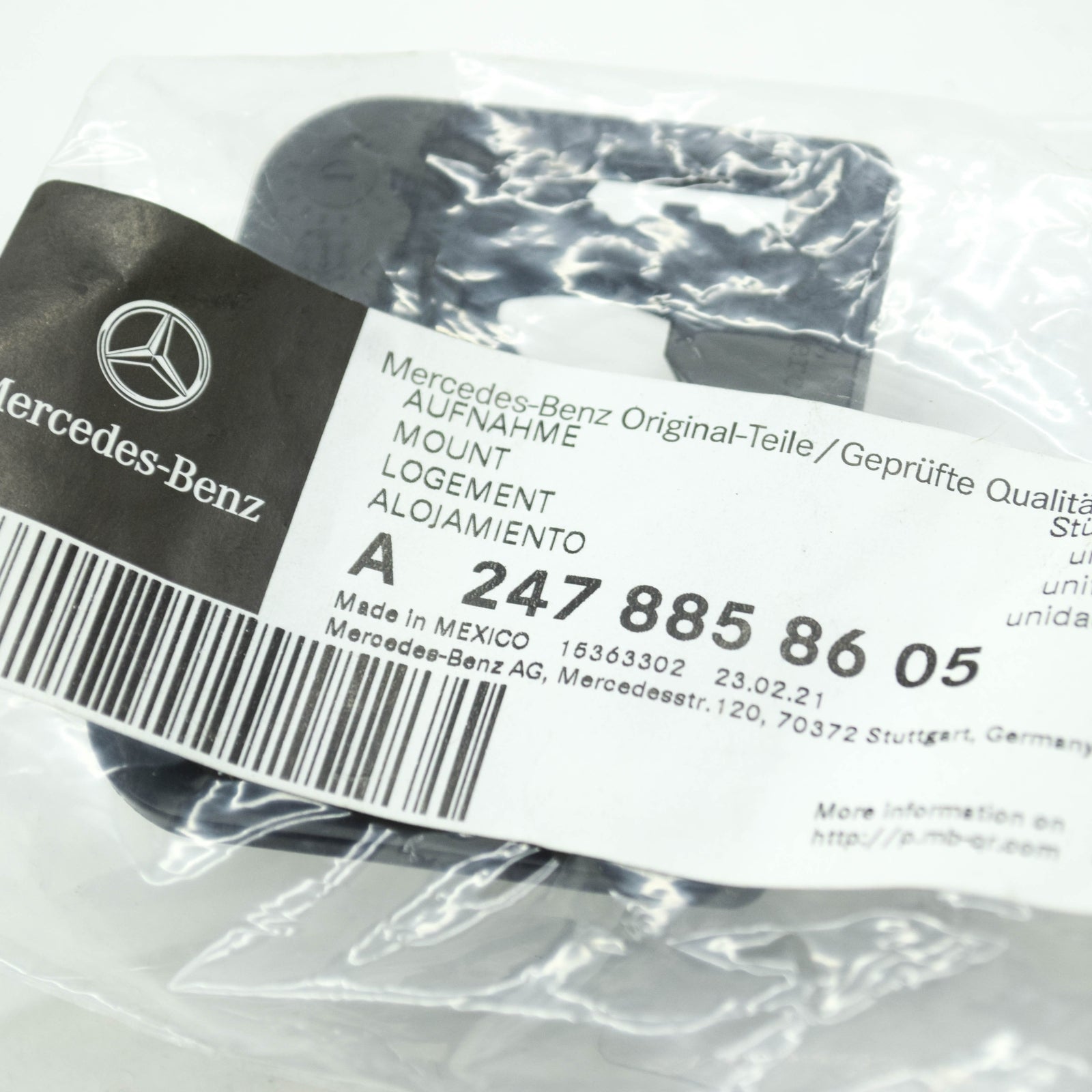 NEW MERCEDES-BENZ GLB X247 FRONT BUMPER RIGHT MOUNT A2478858605 ORIGINAL