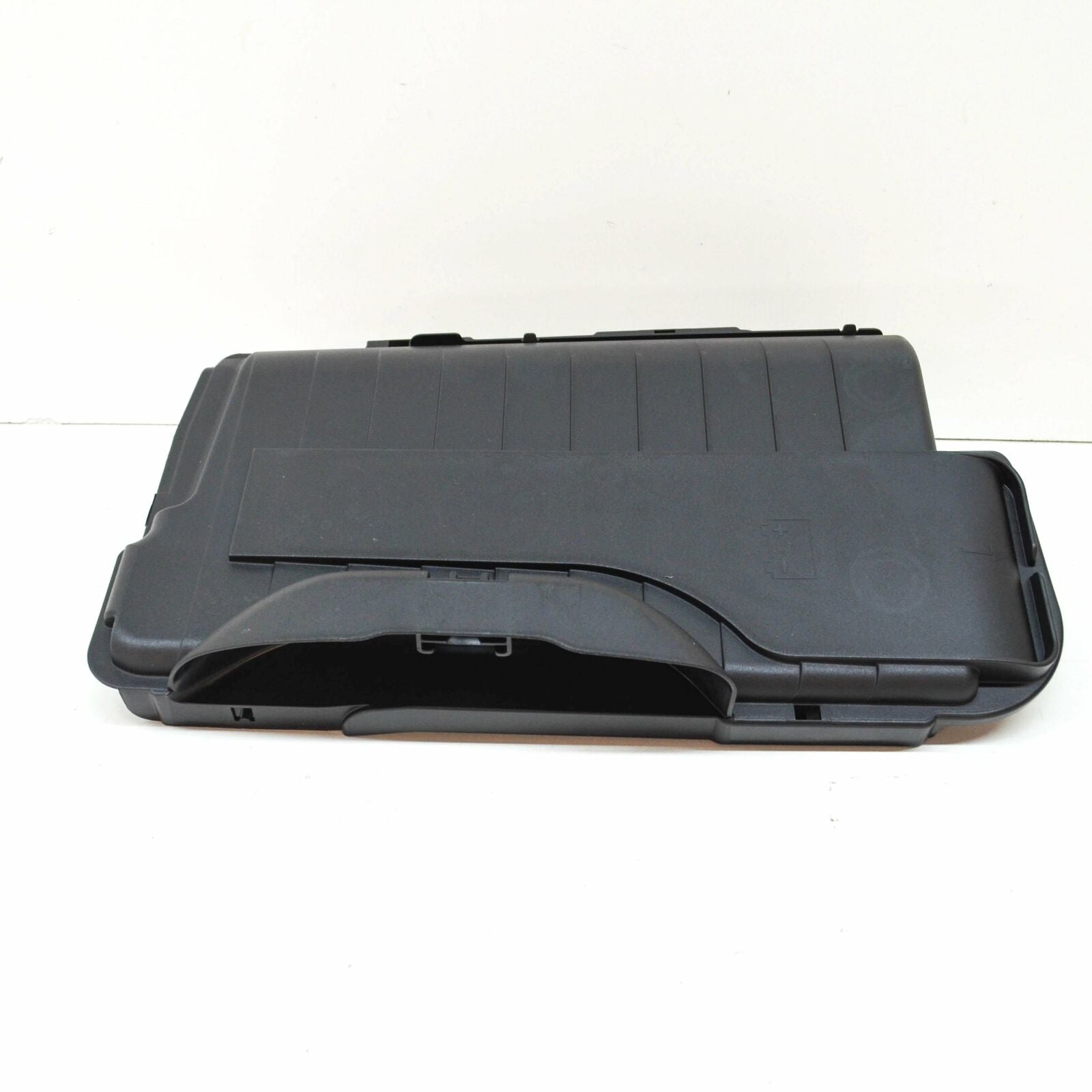 NEW MERCEDES-BENZ B W246 BATTERY TOP COVER A2465411005 ORIGINAL