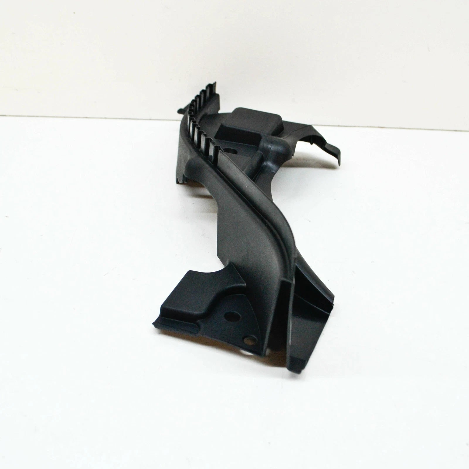 NEW BMW X1 F48 FRONT RIGHT BONNET HOOD SEAL 51765A04E72 ORIGINAL