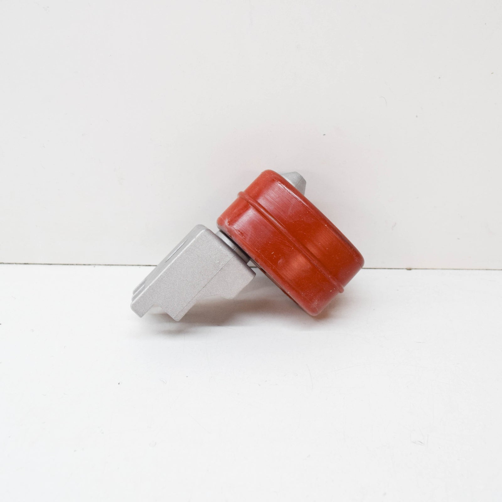 NEW AUDI A3 8V REAR EXHAUST SYSTEM RETAINER 5Q0253144E ORIGINAL