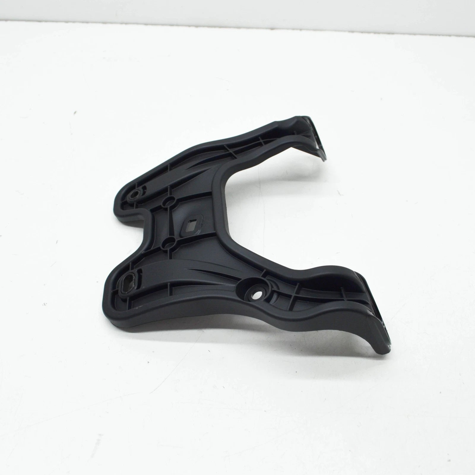 NEW AUDI A4 AVANT 8W B9 EXPANSION TANK BRACKET 8W0121232L ORIGINAL