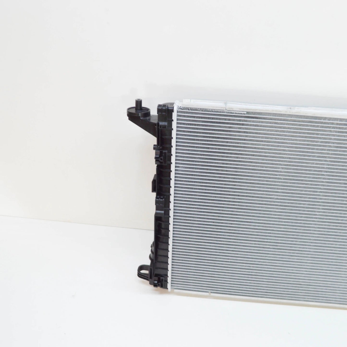 NEW AUDI S4 B9 COOLING RADIATOR 8W0121251H ORIGINAL