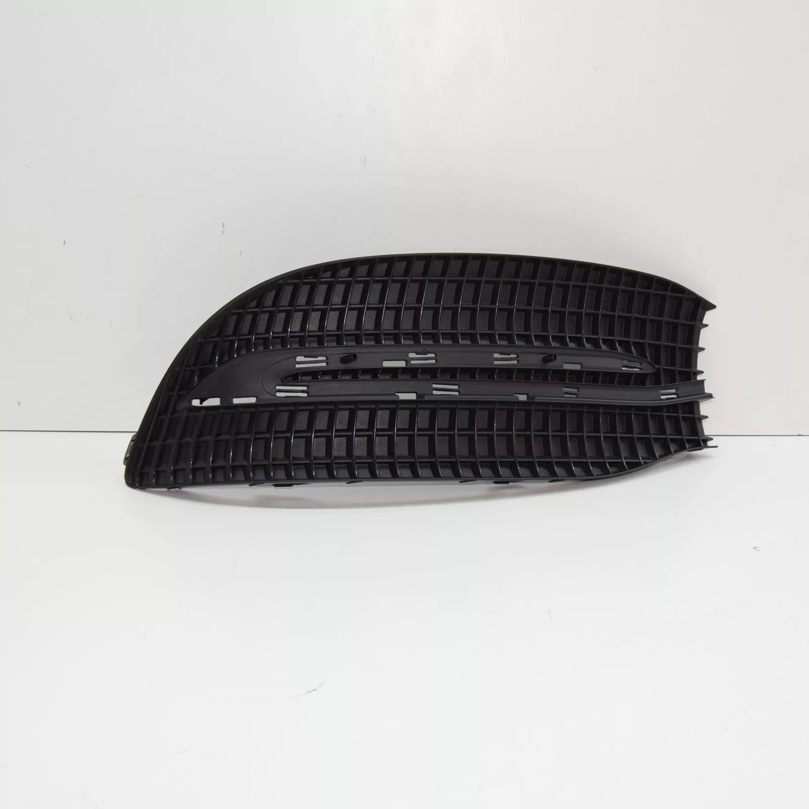 NEW MERCEDES-BENZ S W222 FRONT BUMPER RIGHT OUTER GRILLE A2228856200 ORIGINAL