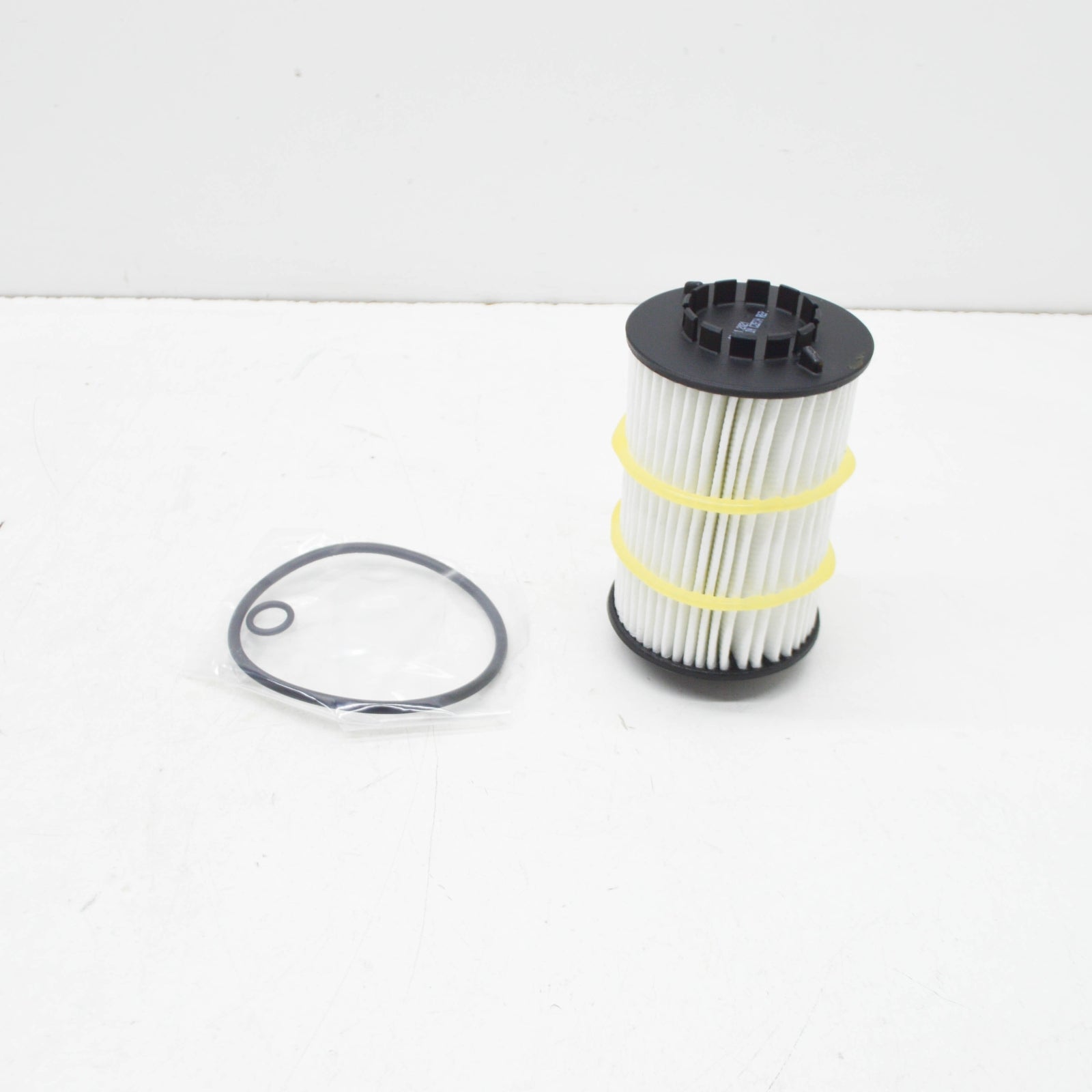 NEW AUDI A8 S8 4H OIL FILTER 079198405D 2016 4.0 PETROL 382KW ORIGINAL