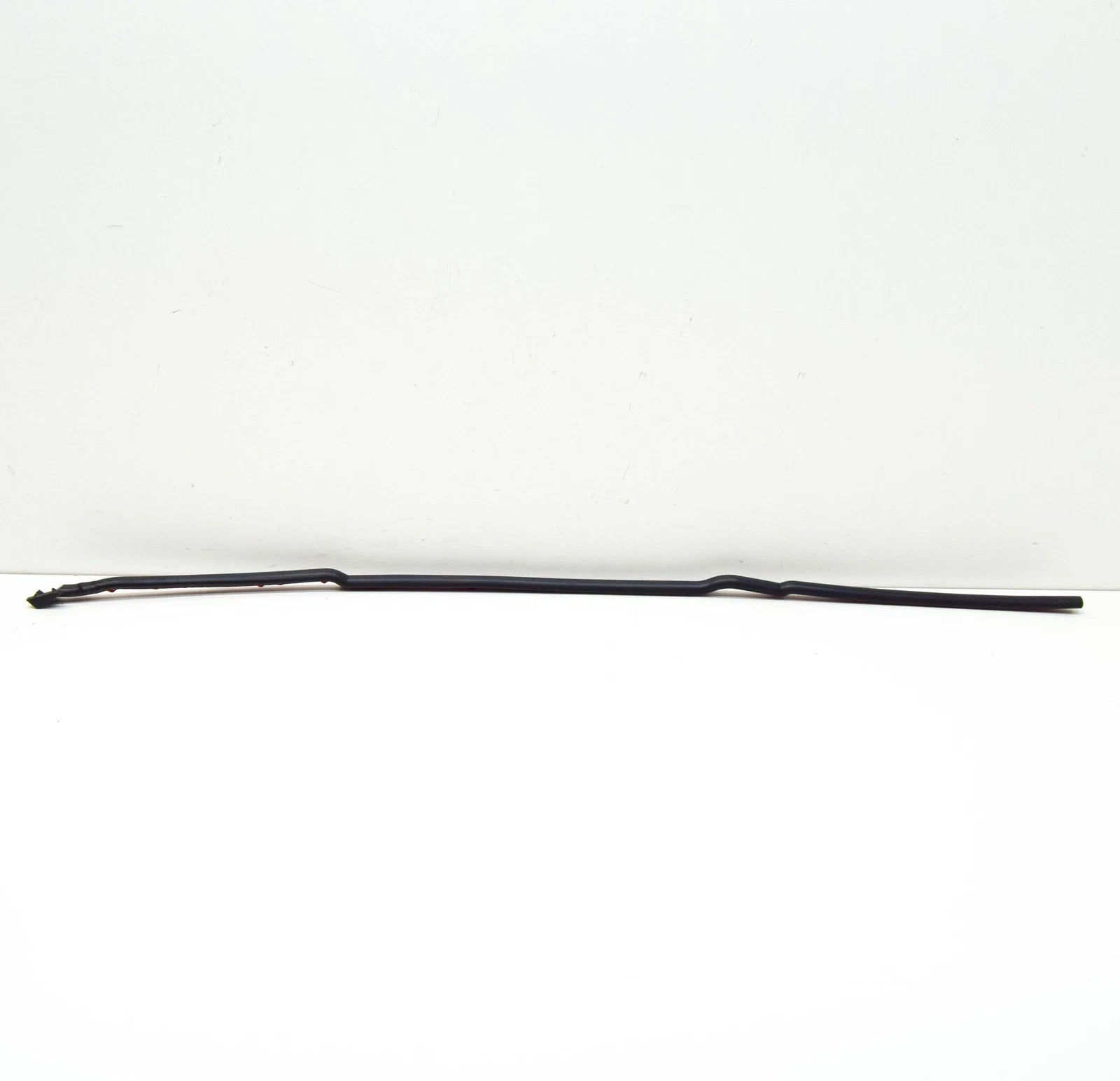 NEW BMW 7 E38 REAR DOOR RIGHT SEAL BETWEEN DOOR AND COLUMN 51228125794 ORIGINAL