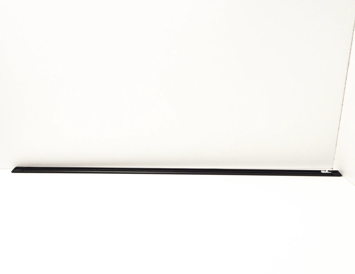 NEW BMW 5 E34 FRONT LEFT DOOR MOULDING 51131934177 ORIGINAL