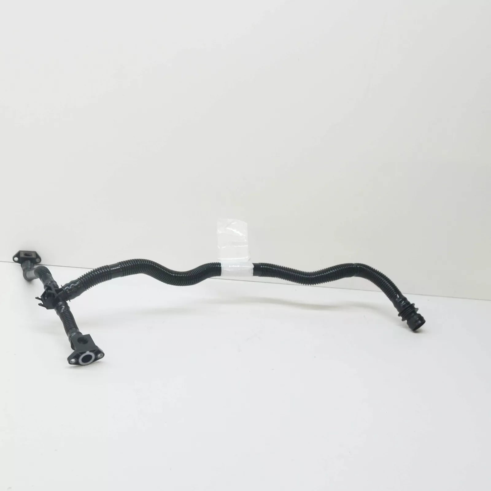 NEW AUDI A4 B8 SECONDARY AIR PUMP CONNECTING PIPE 06E131143AK