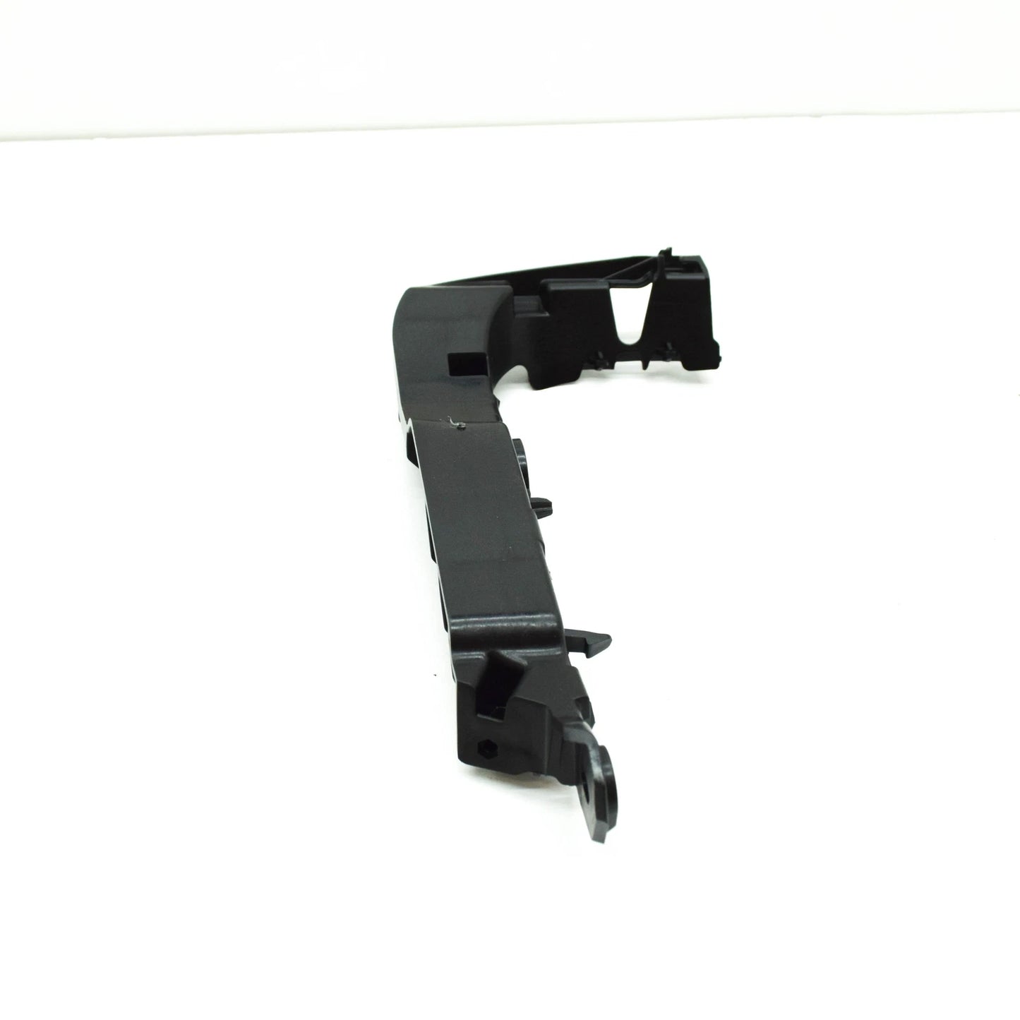NEW AUDI A3 8V FRONT RIGHT BUMPER BRACKET GUIDE 8V3807184A ORIGINAL