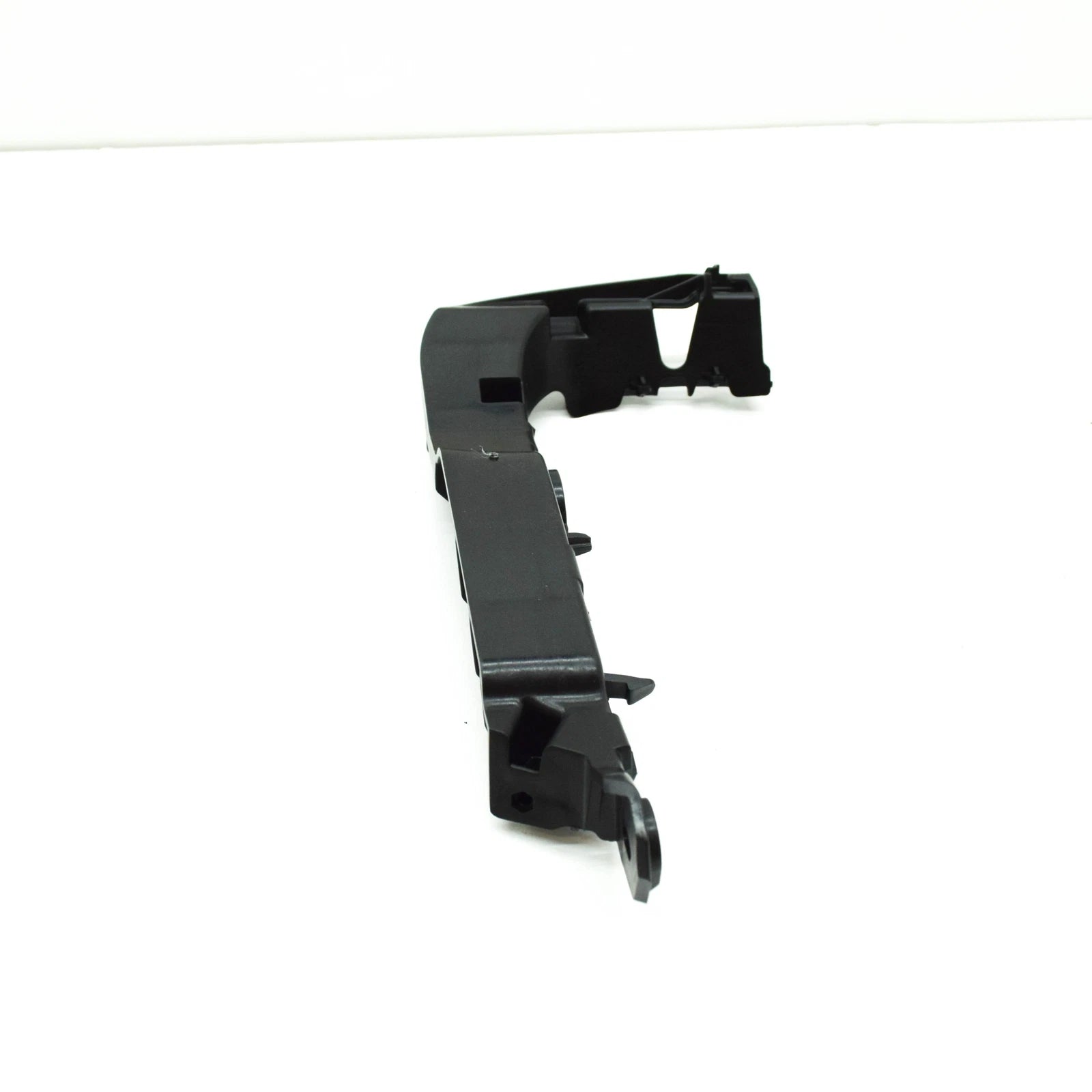 NEW AUDI A3 8V FRONT RIGHT BUMPER BRACKET GUIDE 8V3807184A ORIGINAL