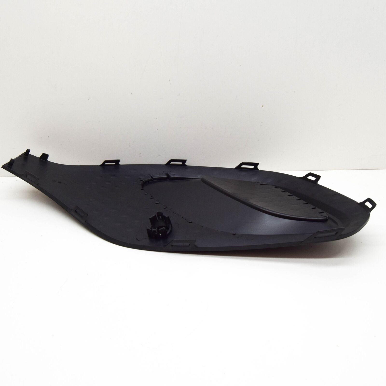 NEW MB GLA H247 FRONT BUMPER LOWER OUTER RIGHT GRILLE COVER A2478851004 ORIGINAL