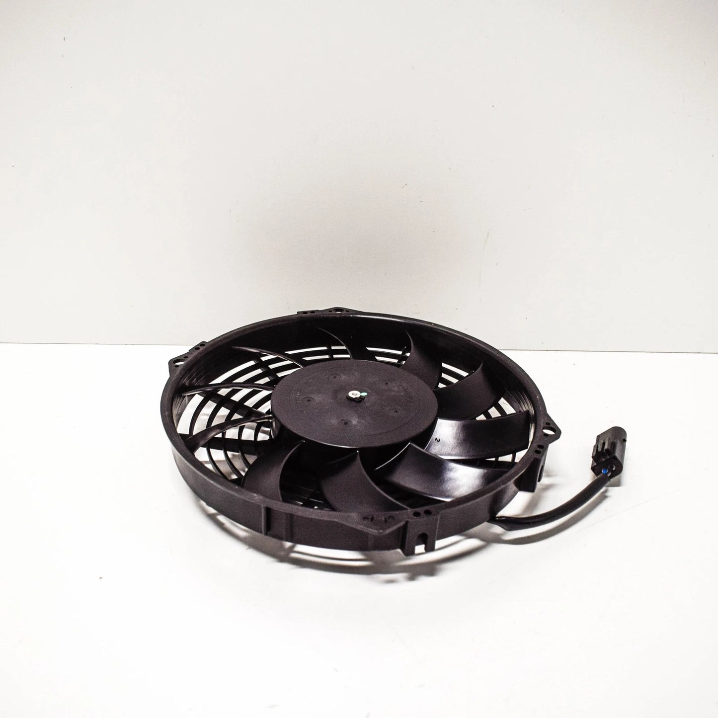 NEW MERCEDES BENZ SLS AMG C197 RADIATOR FAN BLOWER A0015006393 ORIGINAL
