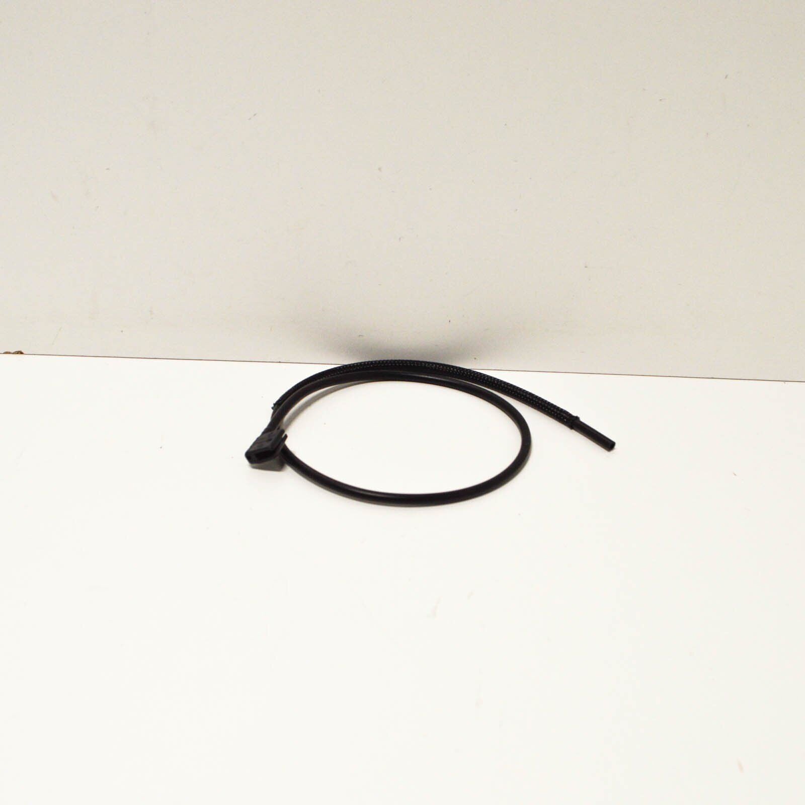 NEW MB VITO W639 FRONT RIGHT WIPER ARM NOZZLE HOSE A0008604947 ORIGINAL