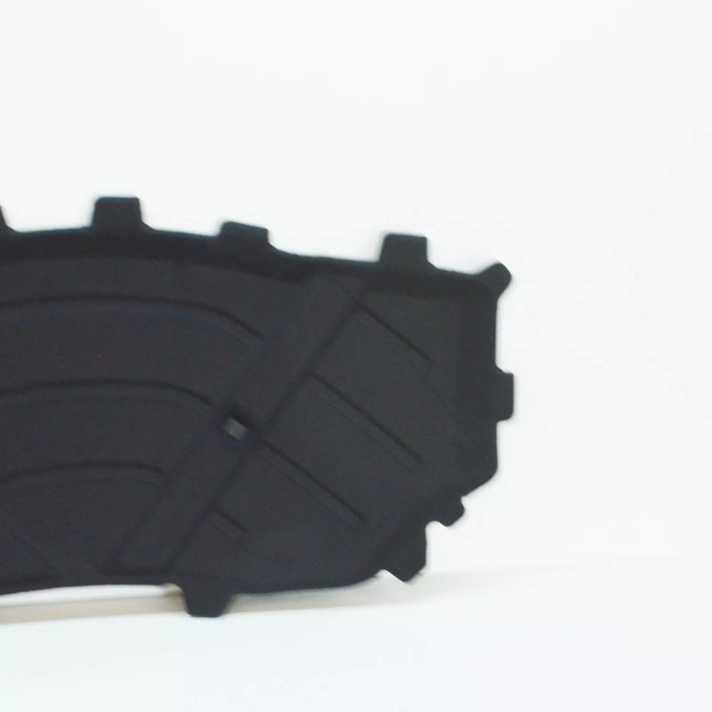 NEW AUDI Q3 8U HOOD BONNET INSULATION 8U0863825A ORIGINAL