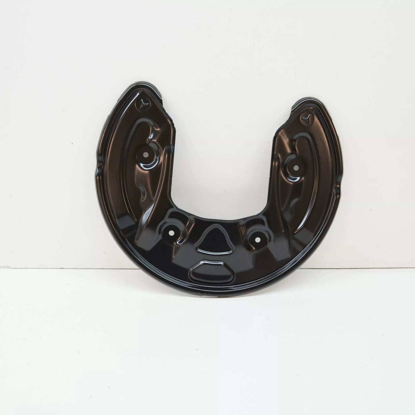 NEW MERCEDES-BENZ C W205 REAR RIGHT BRAKE DISC DUST COVER A0004230100