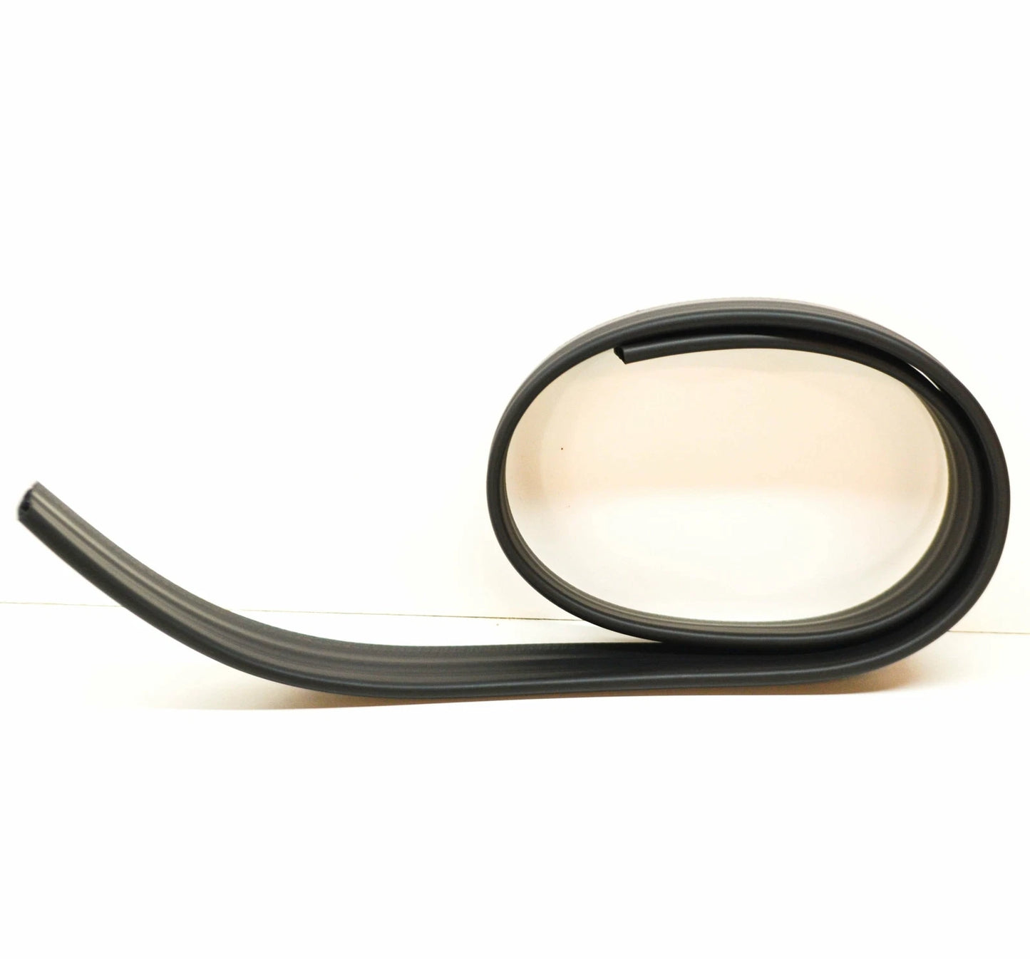 NEW MERCEDES-BENZ GLC X253 FRONT BONNET RUBBER SEAL A2538315900