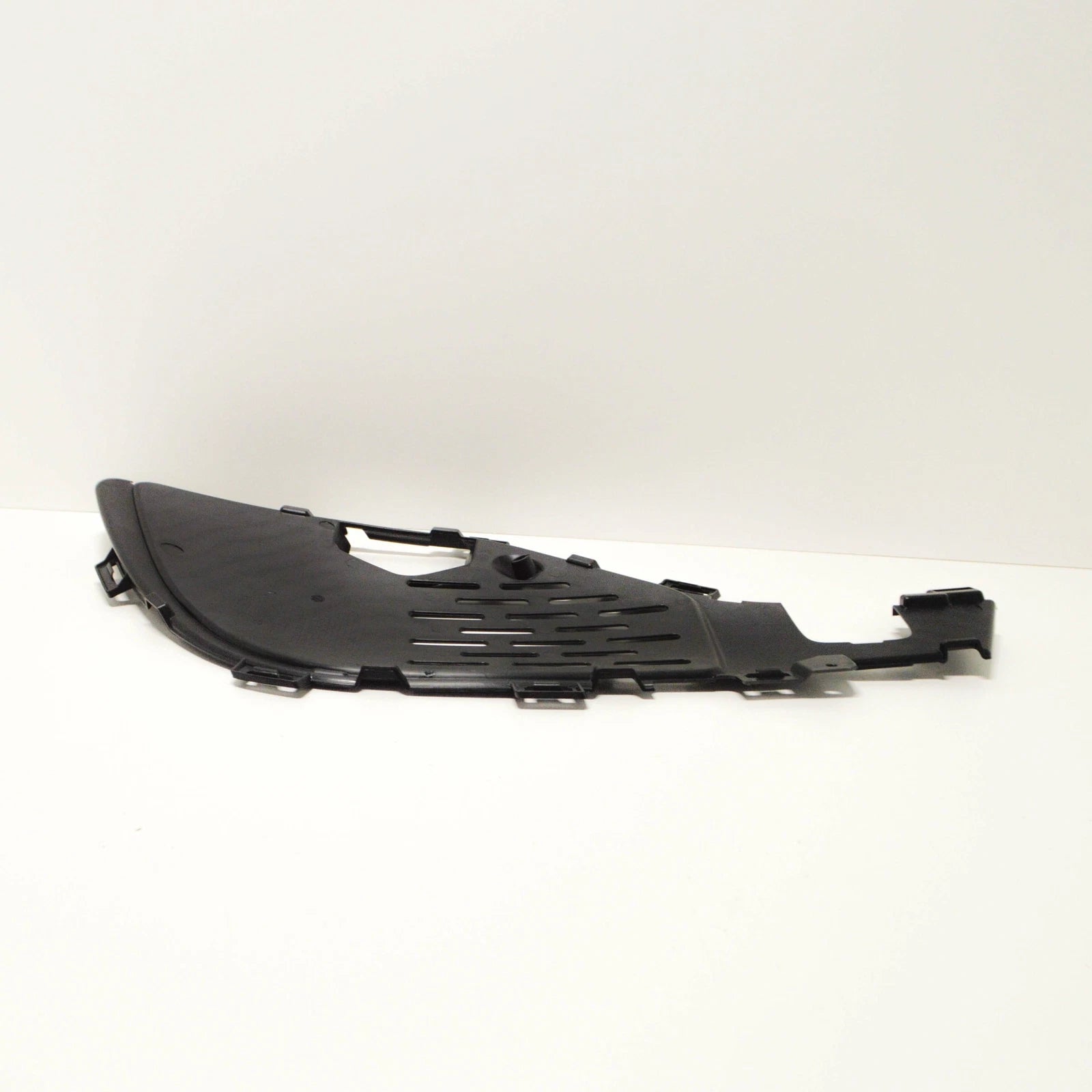 NEW MB GLE COUPE AMG C292 FRONT RIGHT BUMPER GRILL COVER A292885352228 ORIGINAL