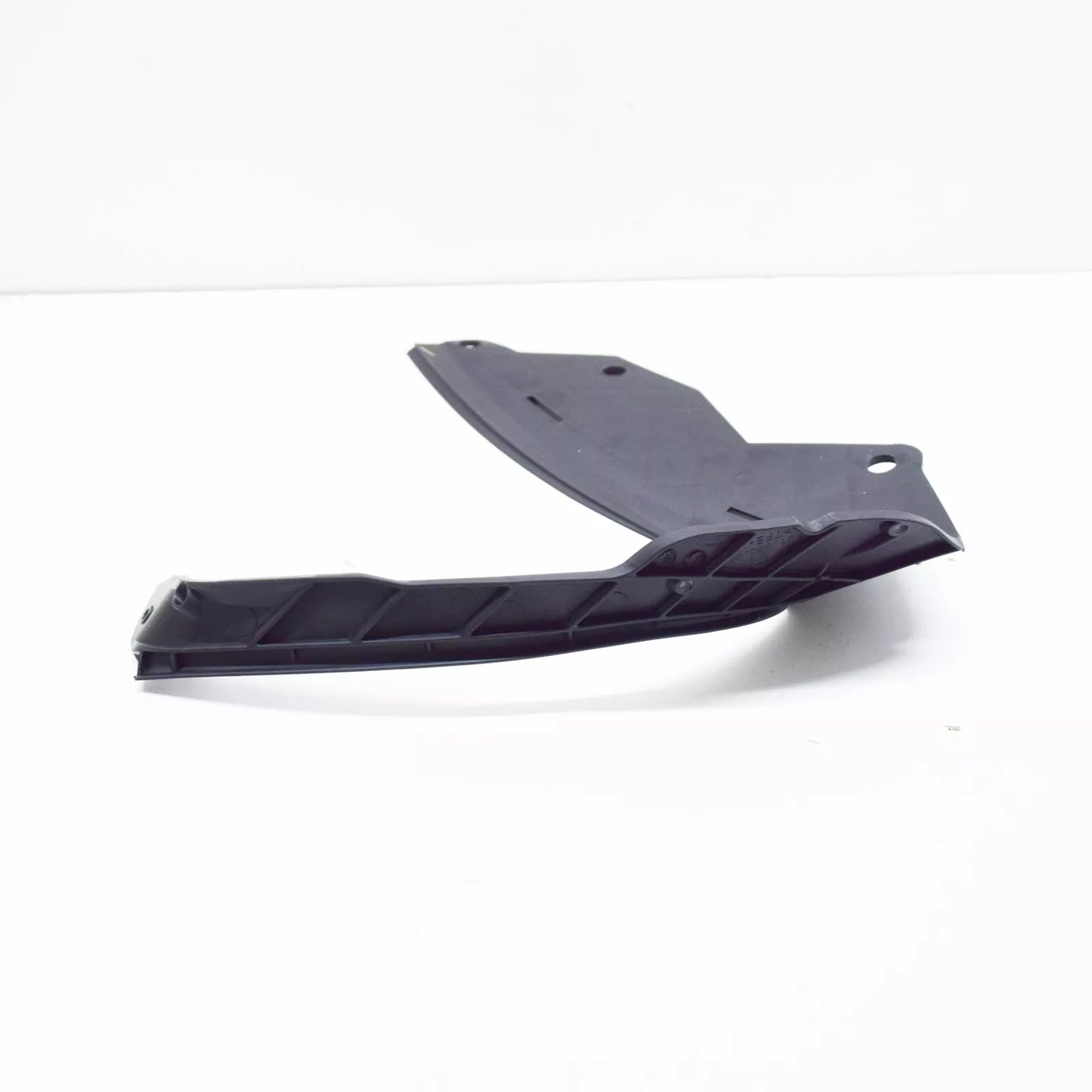 NEW AUDI Q3 F3 SPORTBACK FRONT RIGHT HEADLIGHT SEAL 83A941192 ORIGINAL