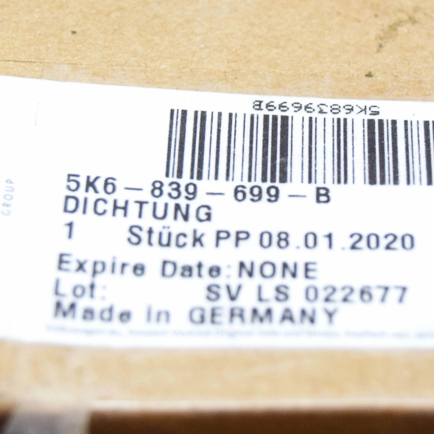 NEW VOLKSWAGEN GOLF MK5 REAR LEFT OUTER DOOR SEAL 5K6839699B