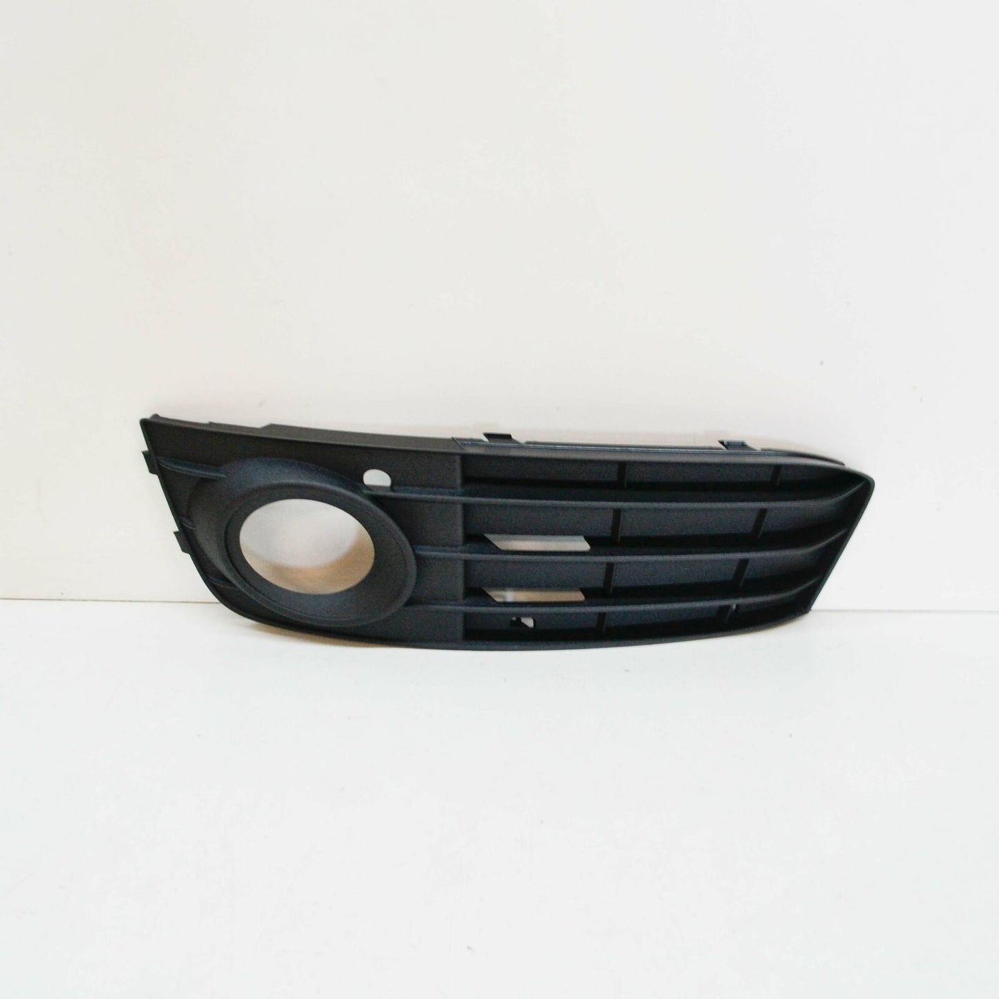 NEW AUDI A4 B8 FRONT BUMPER FOG LIGHT LEFT GRILLE 8K0807681A01C ORIGINAL