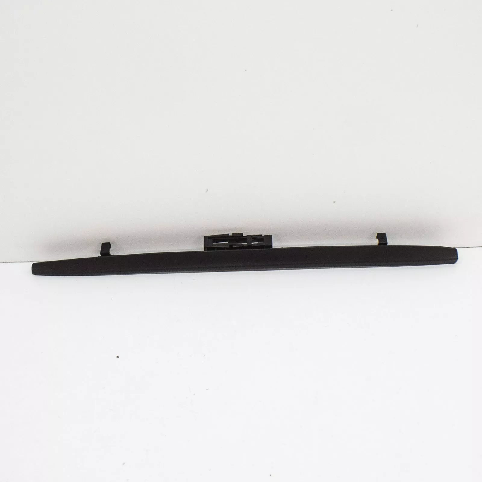 NEW BMW 5 E39 FRONT RIGHT WIPER BLADE 61618162983 8162983 ORIGINAL