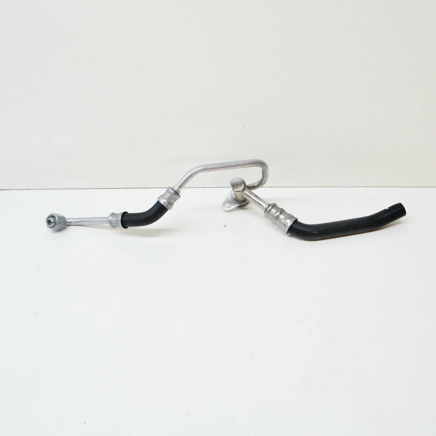 NEW AUDI Q7 4L COOLANT HOSE PIPE 057121598L 2015