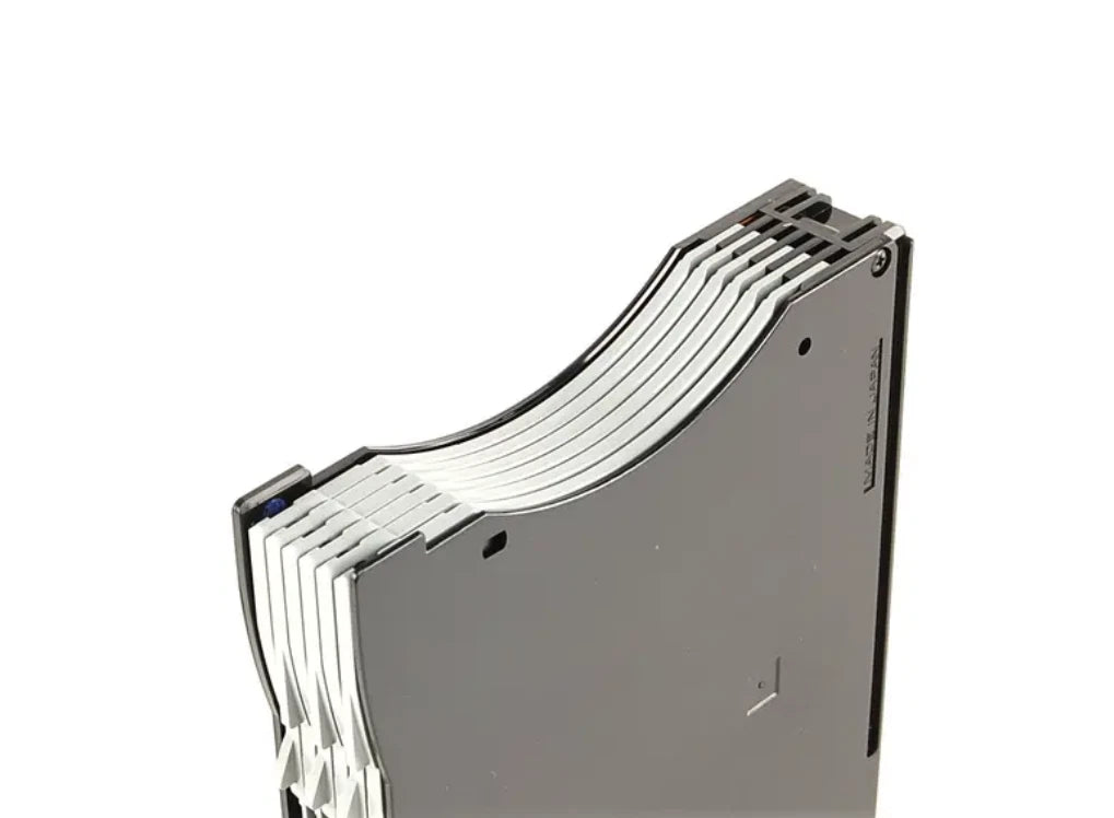 NEW BMW 7 E38 CD CHANGER 65128355885 8355885 ORIGINAL